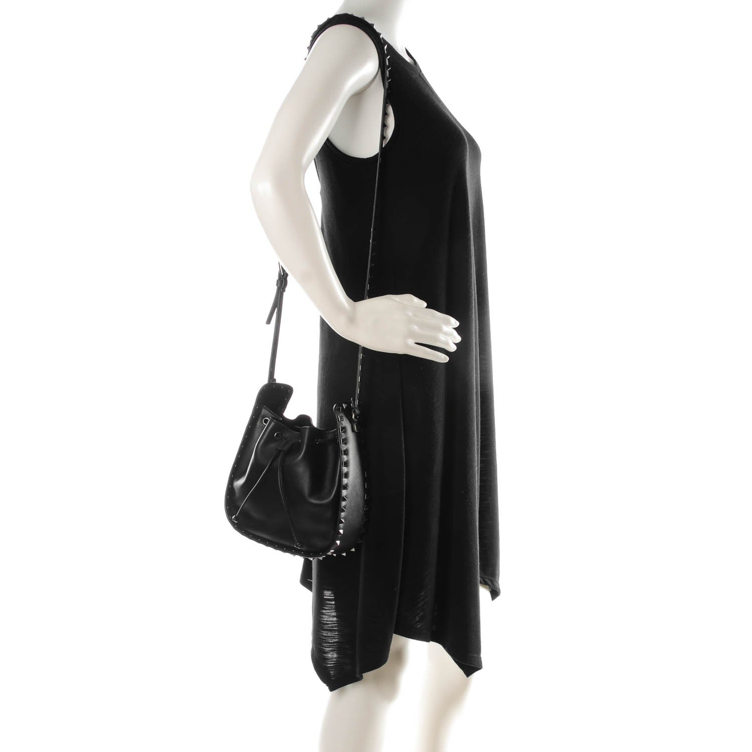 Valentino Garavani Vitello Rockstud Bucket Bag Black 2 of 7