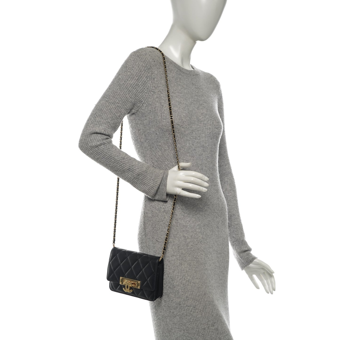 Lambskin Quilted Golden Class Wallet on Chain WOC Black