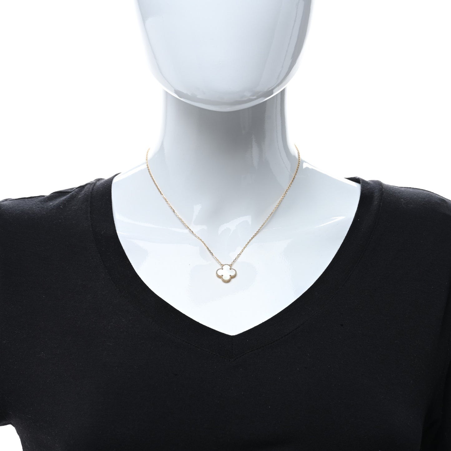 18K Yellow Gold Mother of Pearl Vintage Alhambra Pendant Necklace