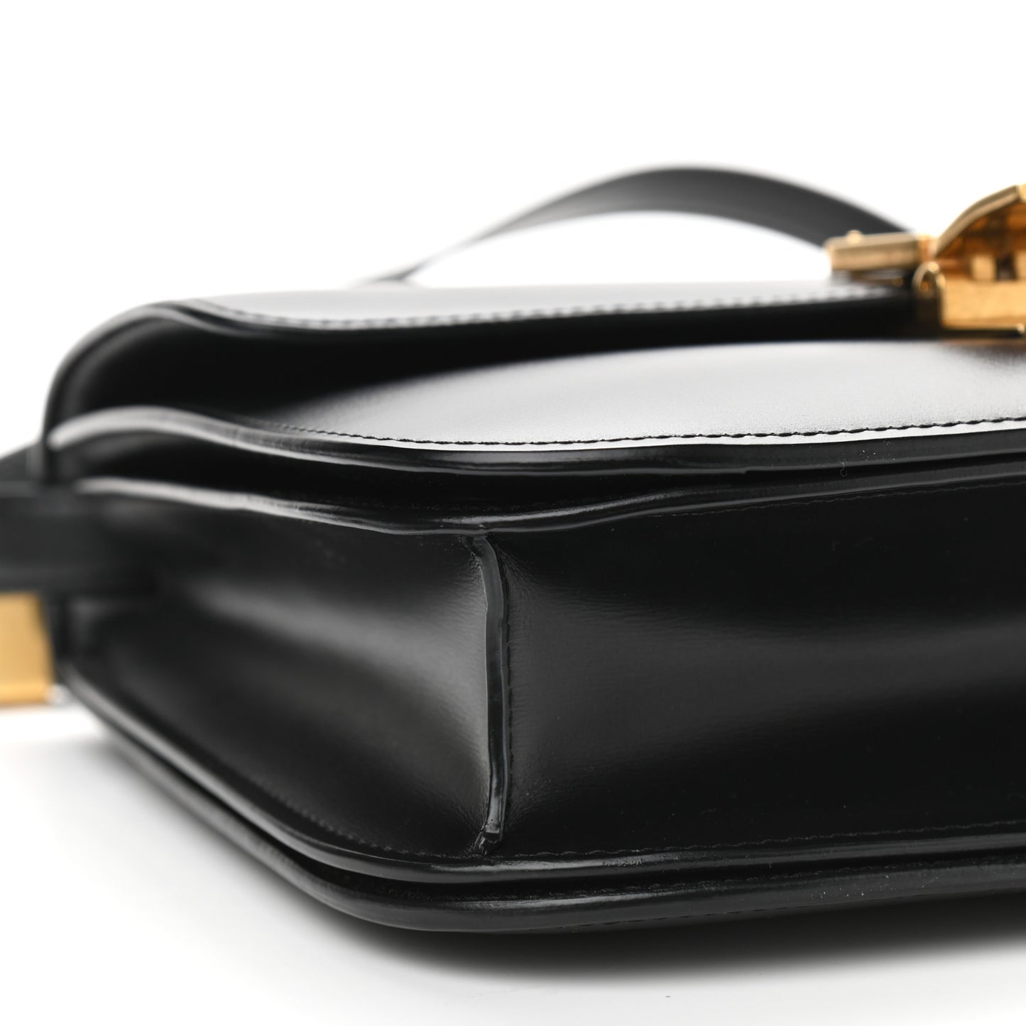 Box Calfskin Medium Classic Box Flap Bag Black