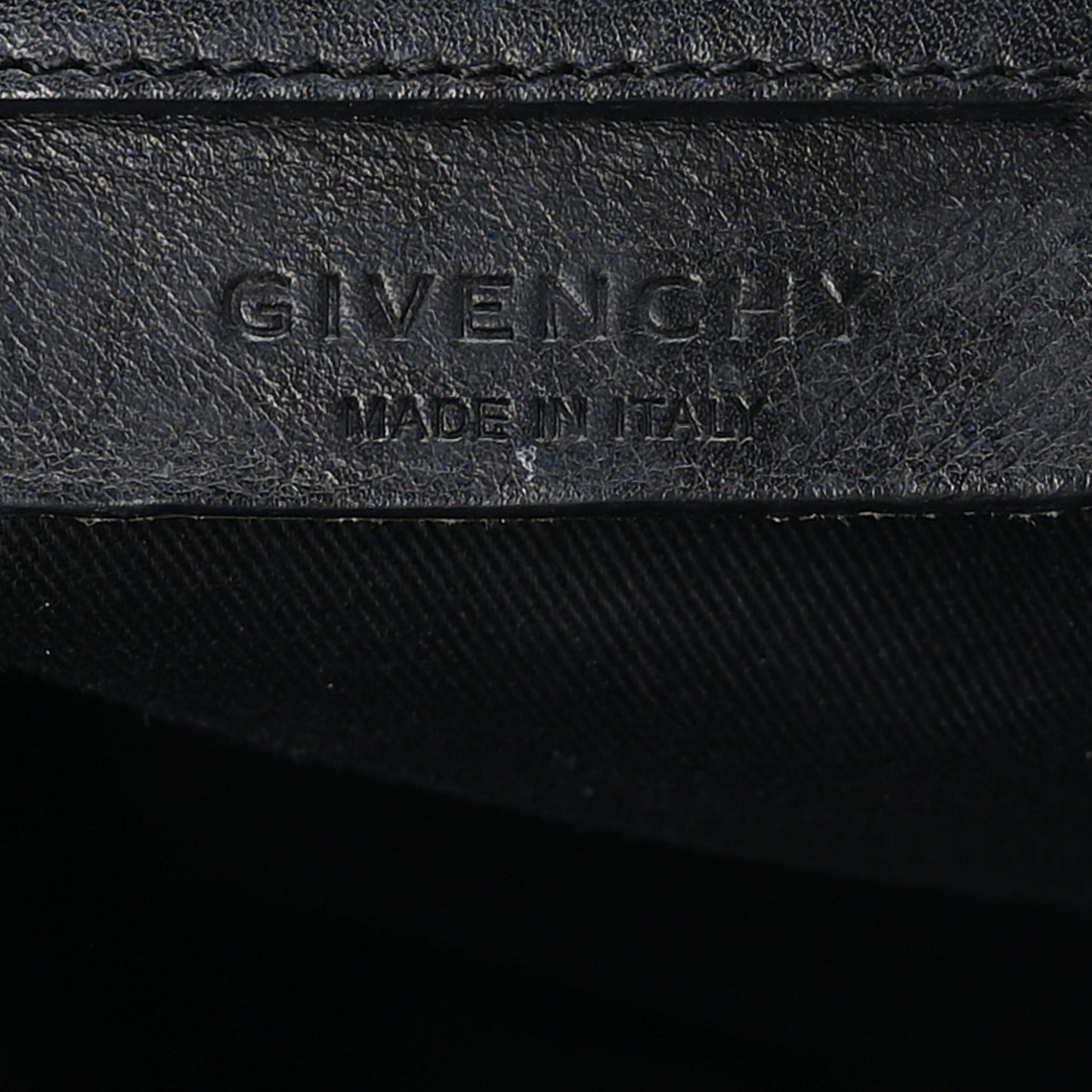 Nubuck Crocodile Embossed Medium Antigona Washed Black