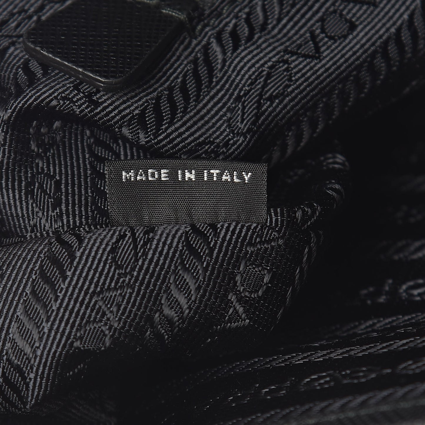 Nylon Tessuto Saffiano Robot Tote Bag Black Petal