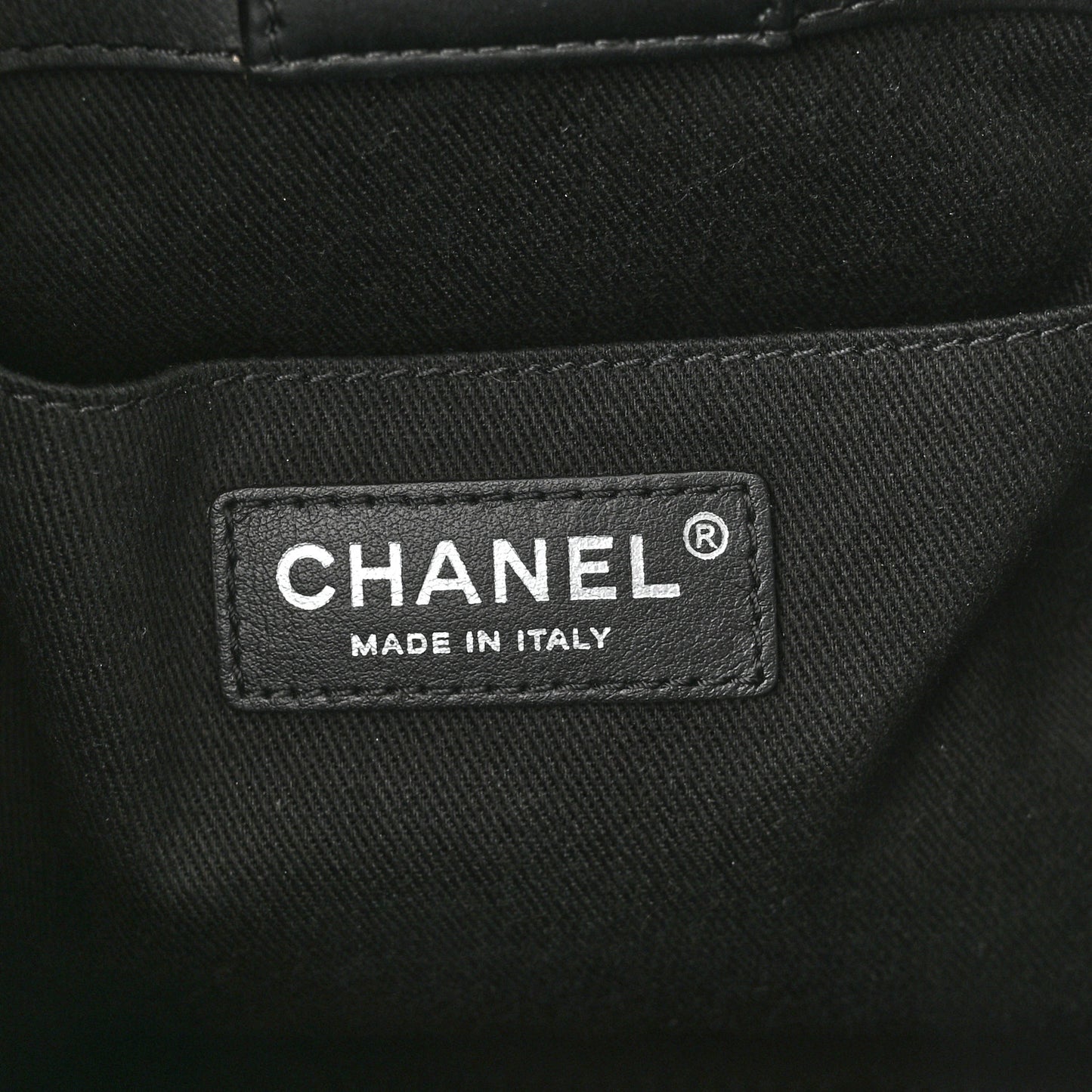 Caviar Quilted Small CC Bucket Bag Black