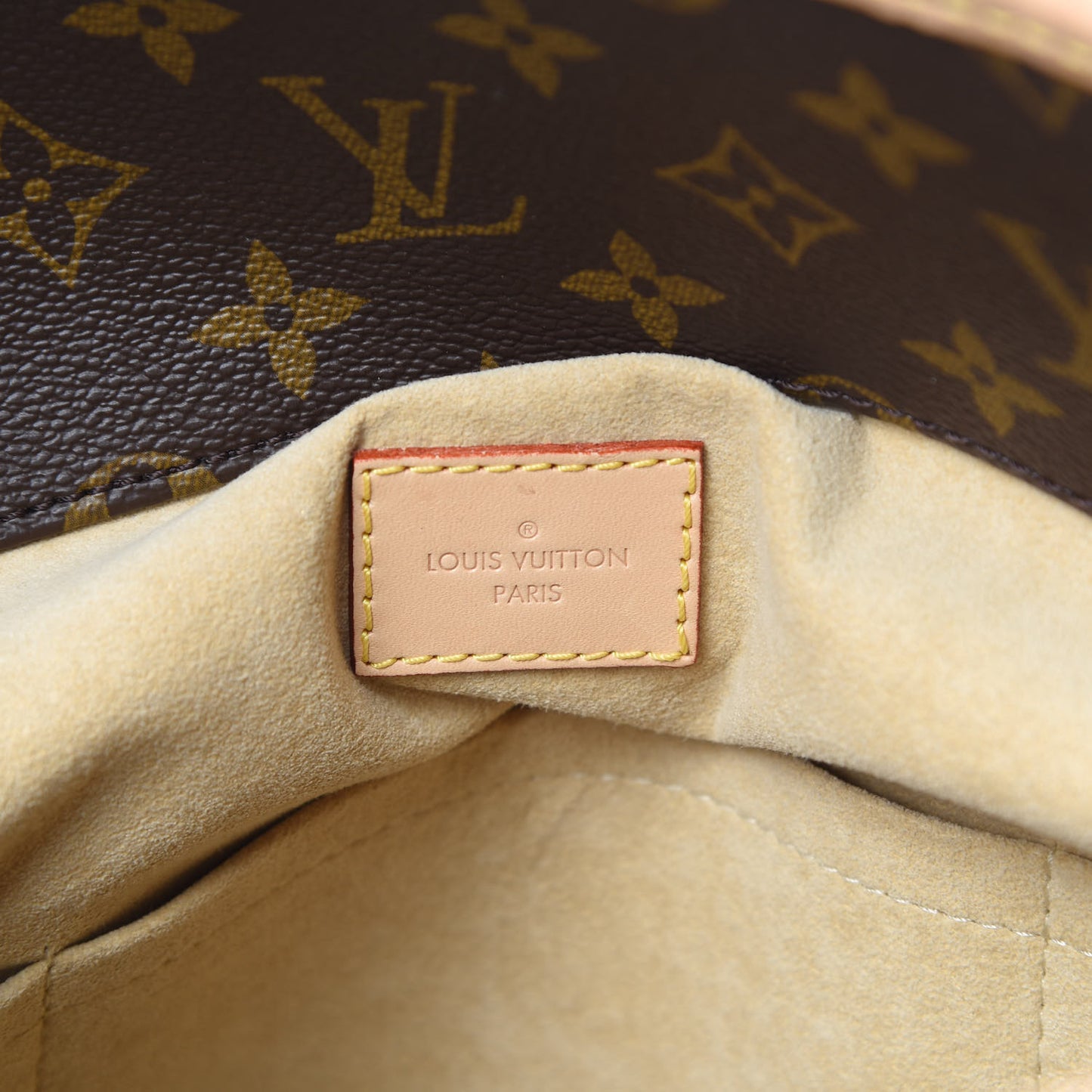Monogram Artsy MM