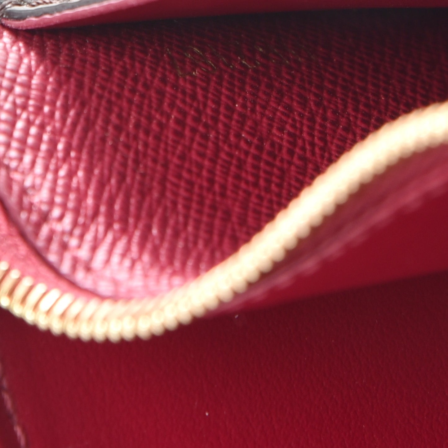 Monogram Zipped Card Holder Fuchsia