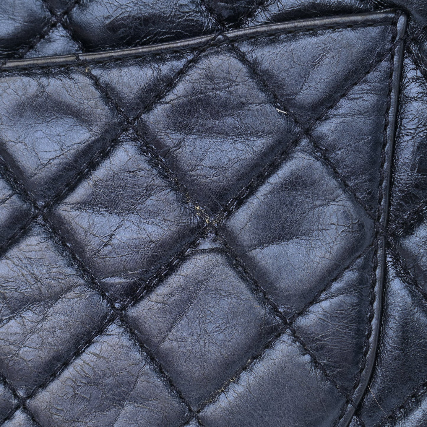 Aged Calfskin Quilted 2.55 Reissue 227 Flap Marine