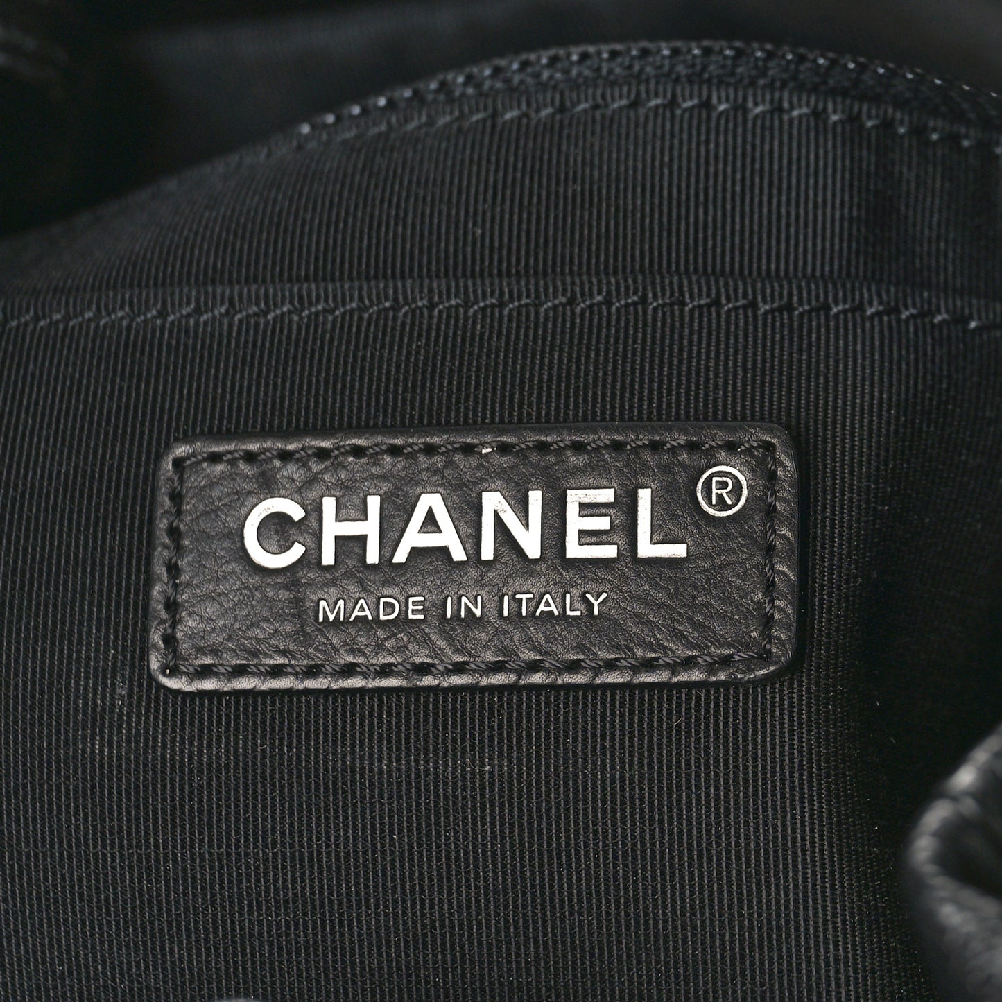 Grained Calfskin Quilted Medium CC Chain Bucket Drawstring Bag Black