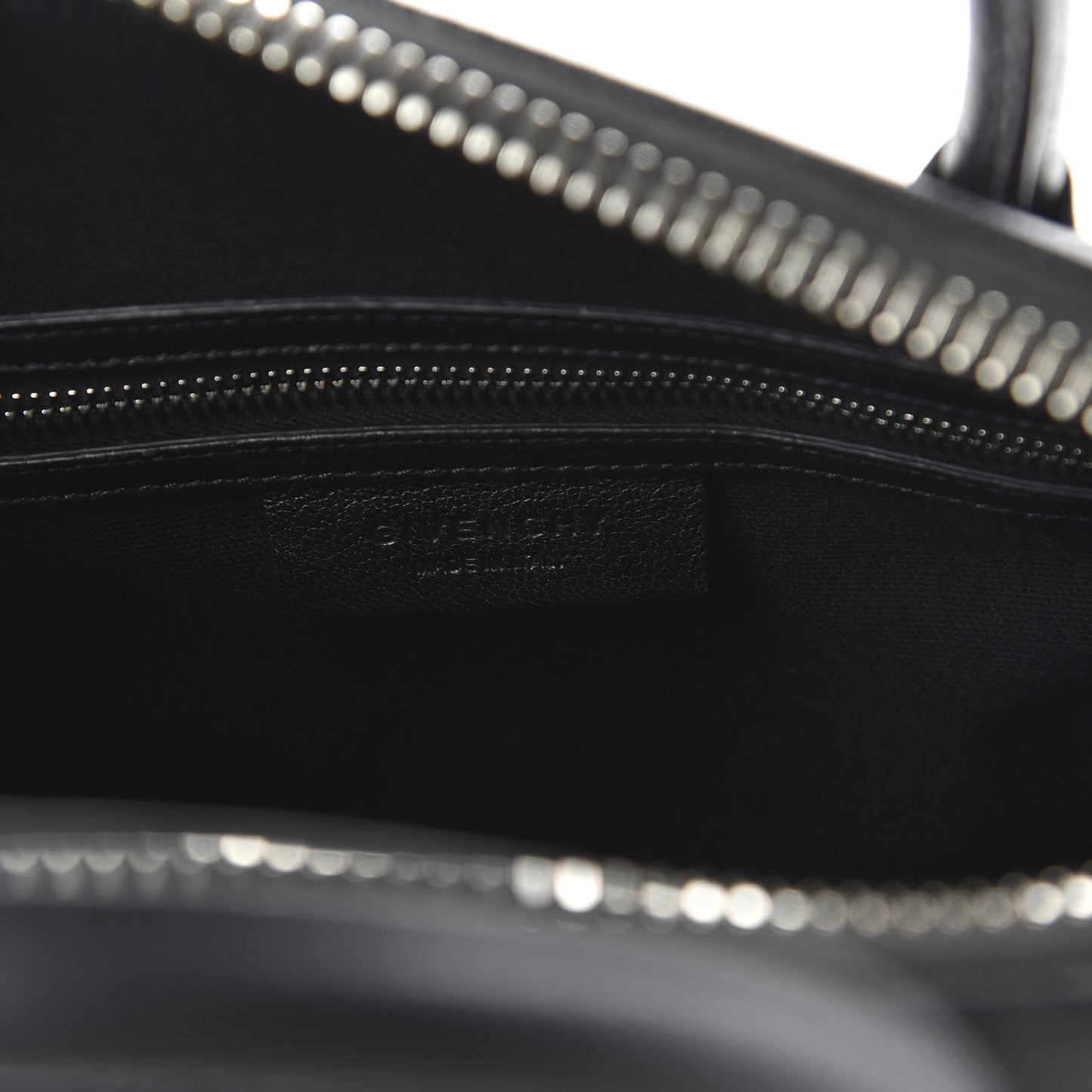 Sugar Goatskin Small Antigona Black