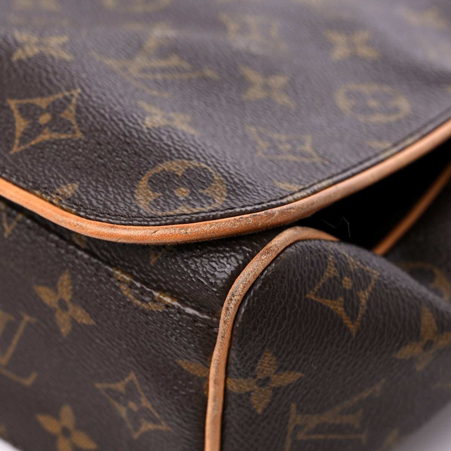 Louis Vuitton Monogram Abbesses Messenger Bag 9 of 16