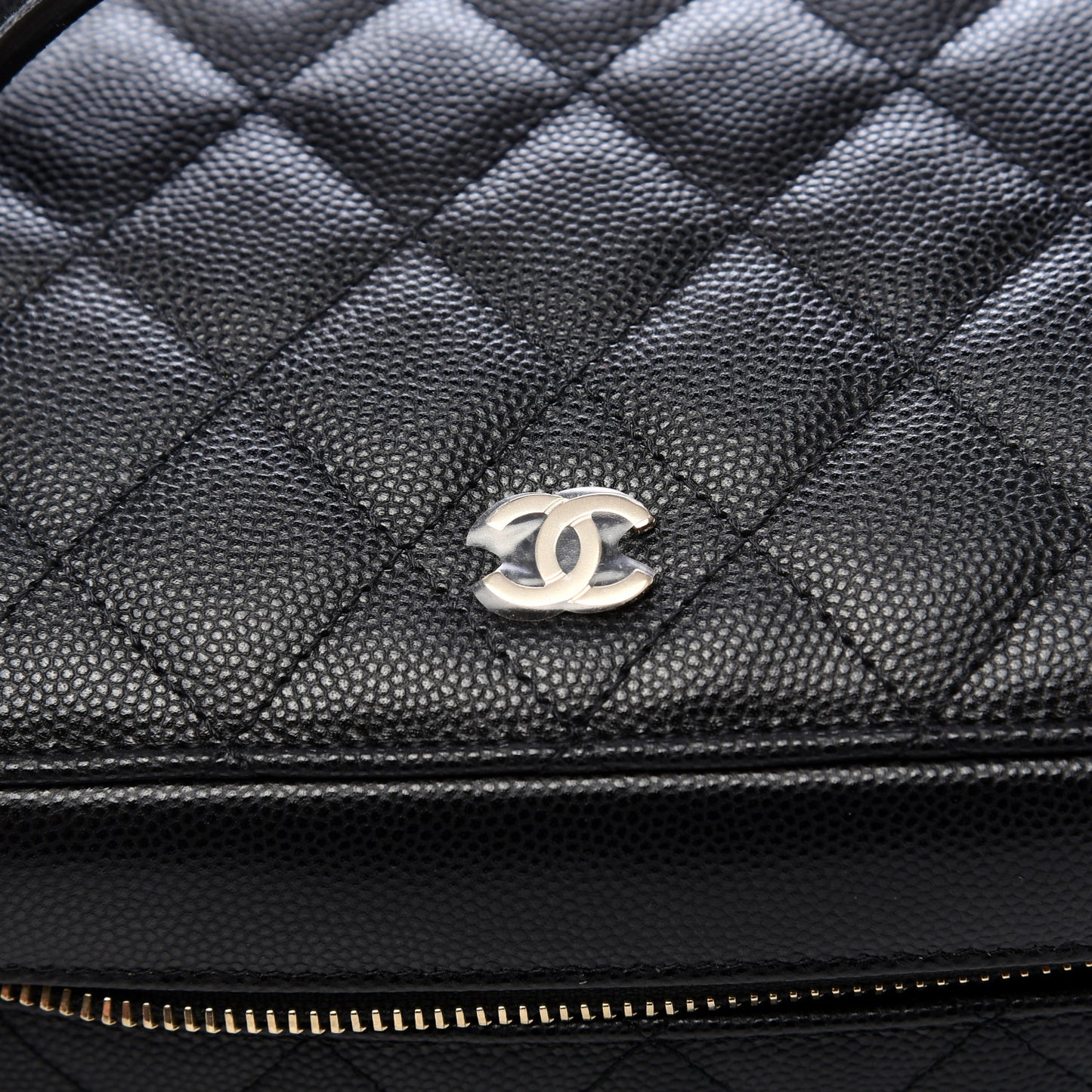 Caviar Quilted Large Vanity Pouch Black