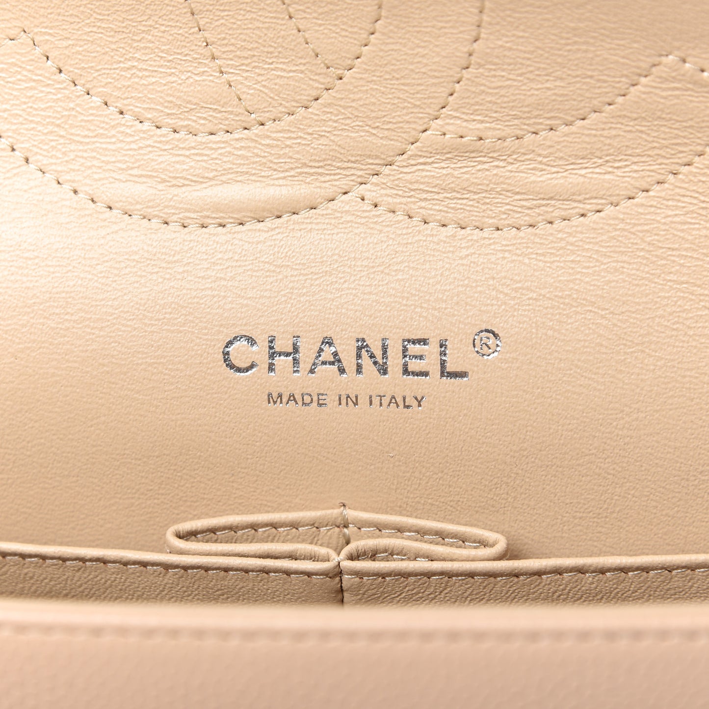 Caviar Quilted Jumbo Double Flap Beige Clair