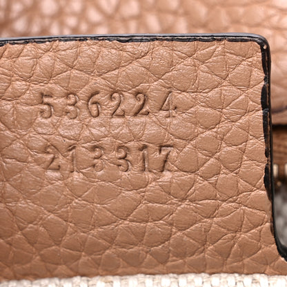 Gucci Pebbled Calfskin Medium Soho Flap Crossbody Camelia 7 of 16