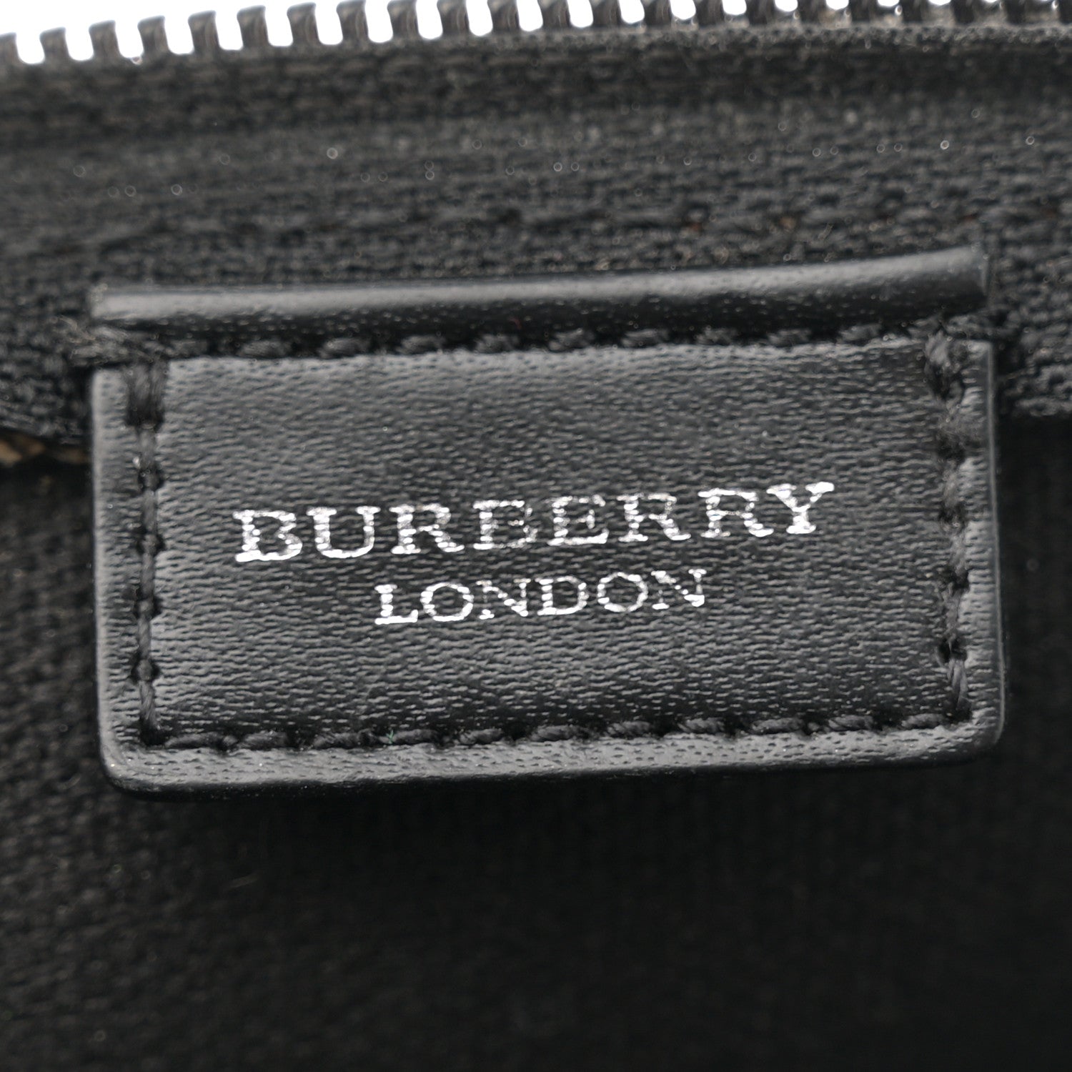 Burberry House Check Pochette 6 of 10