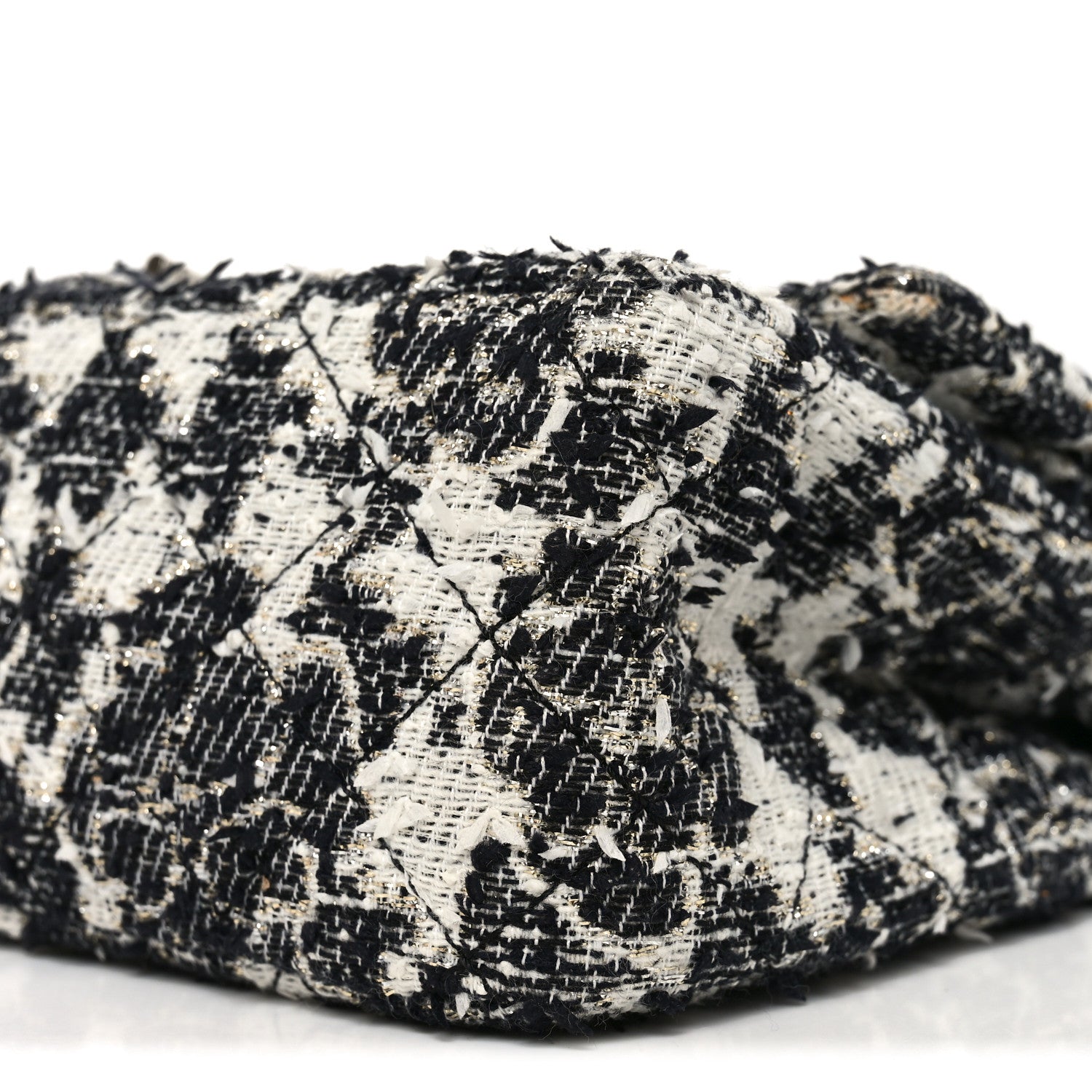Chanel Tweed Camellia Quilted 2.55 Reissue 226 Flap Ecru 9 of 10