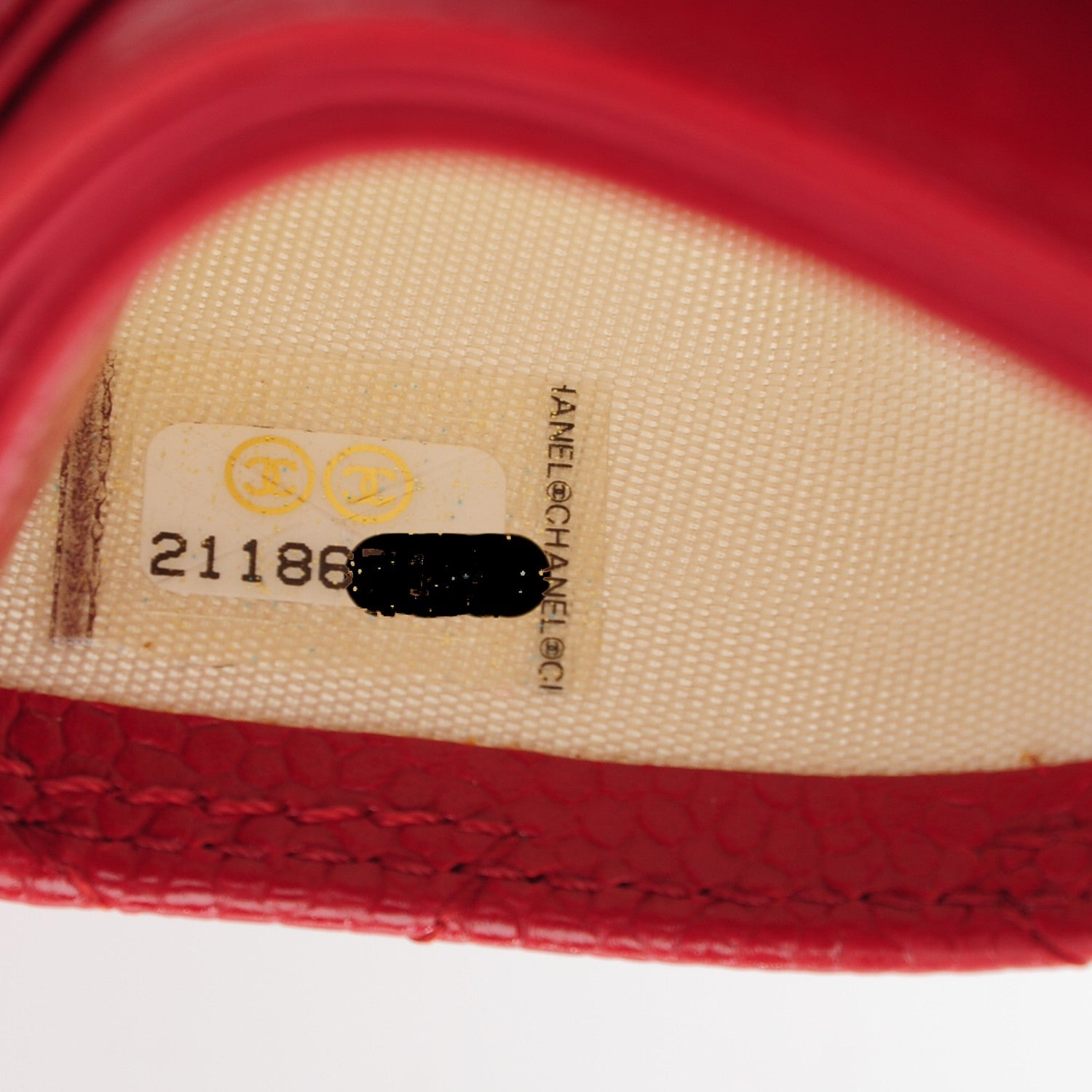 Chanel Caviar Quilted Card Holder Red 7 of 8