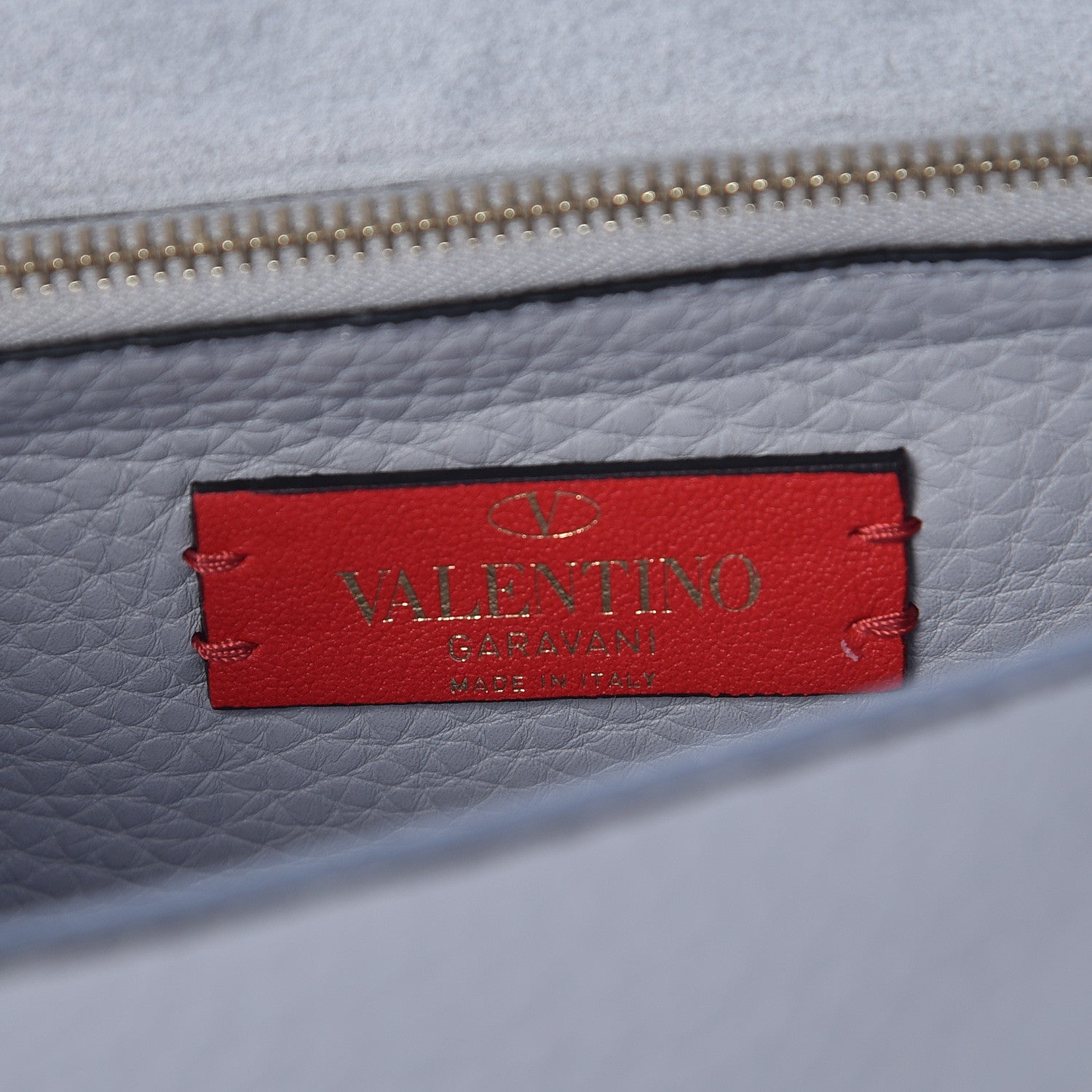 Valentino Garavani Pebbled Calfskin Rockstud Side Slip Crossbody Pastel Grey 6 of 9
