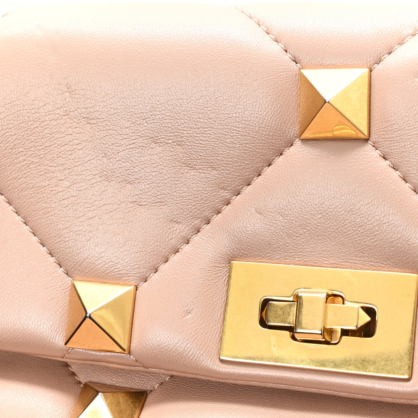 Nappa Large Roman Stud Shoulder Bag Rose Cannelle