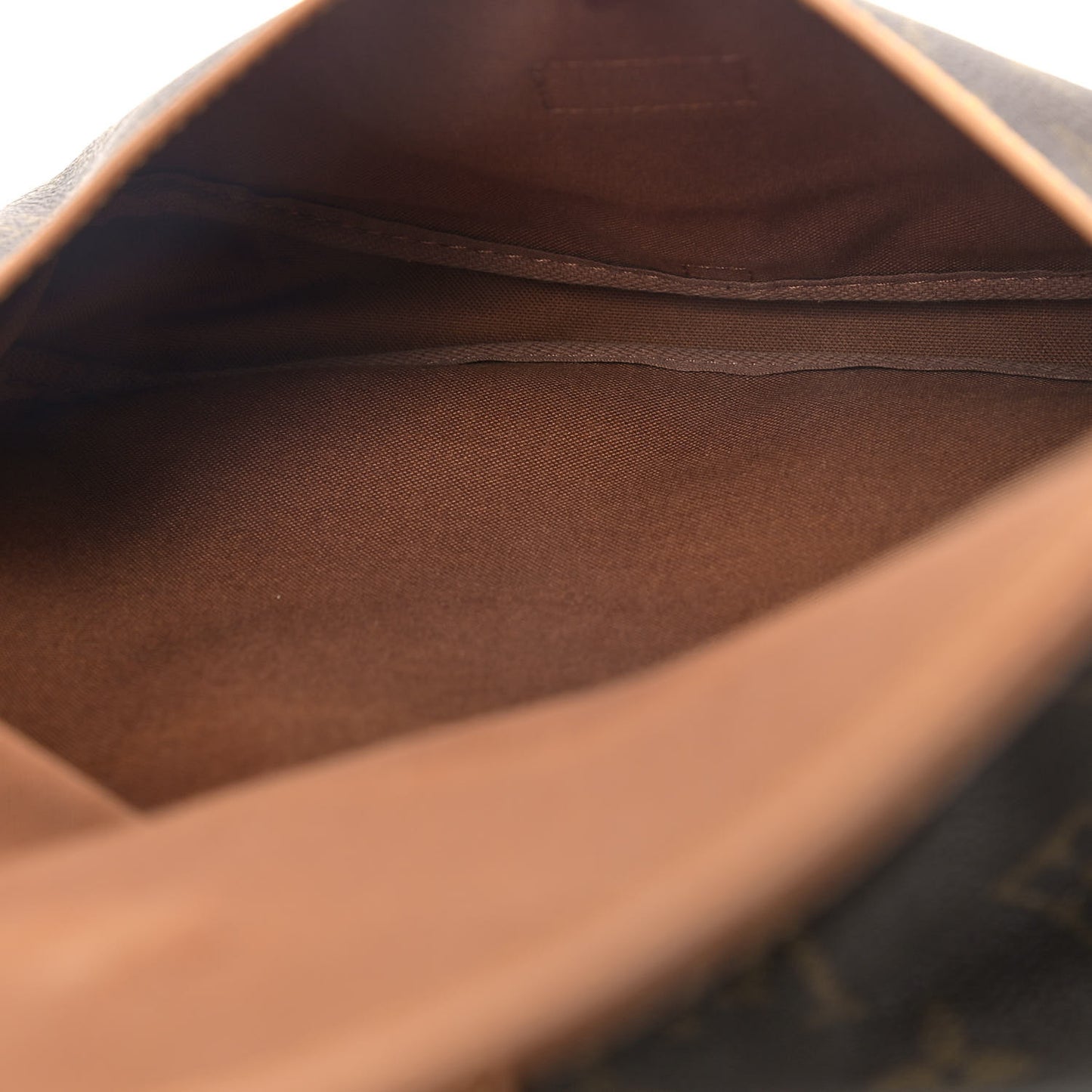 Monogram Saumur 30
