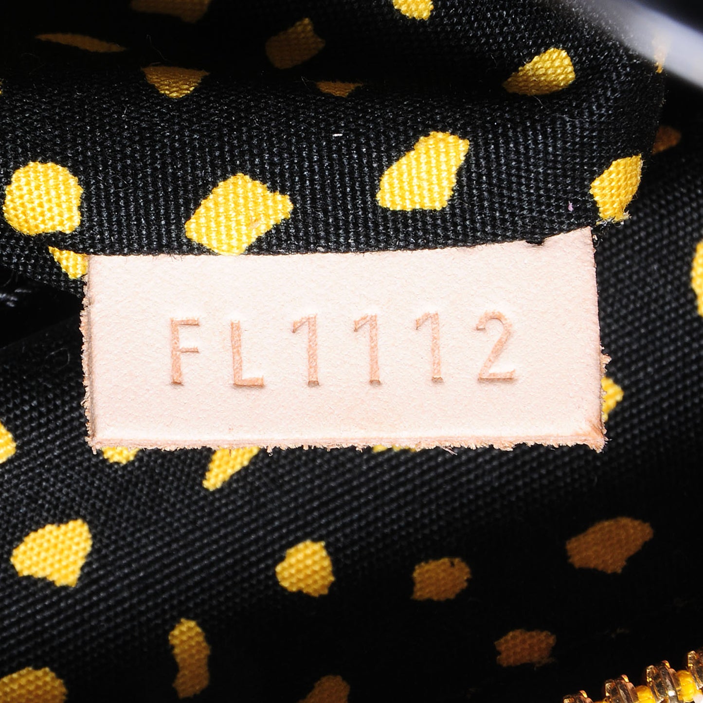 Vernis Kusama Infinity Dots Lockit MM Yellow