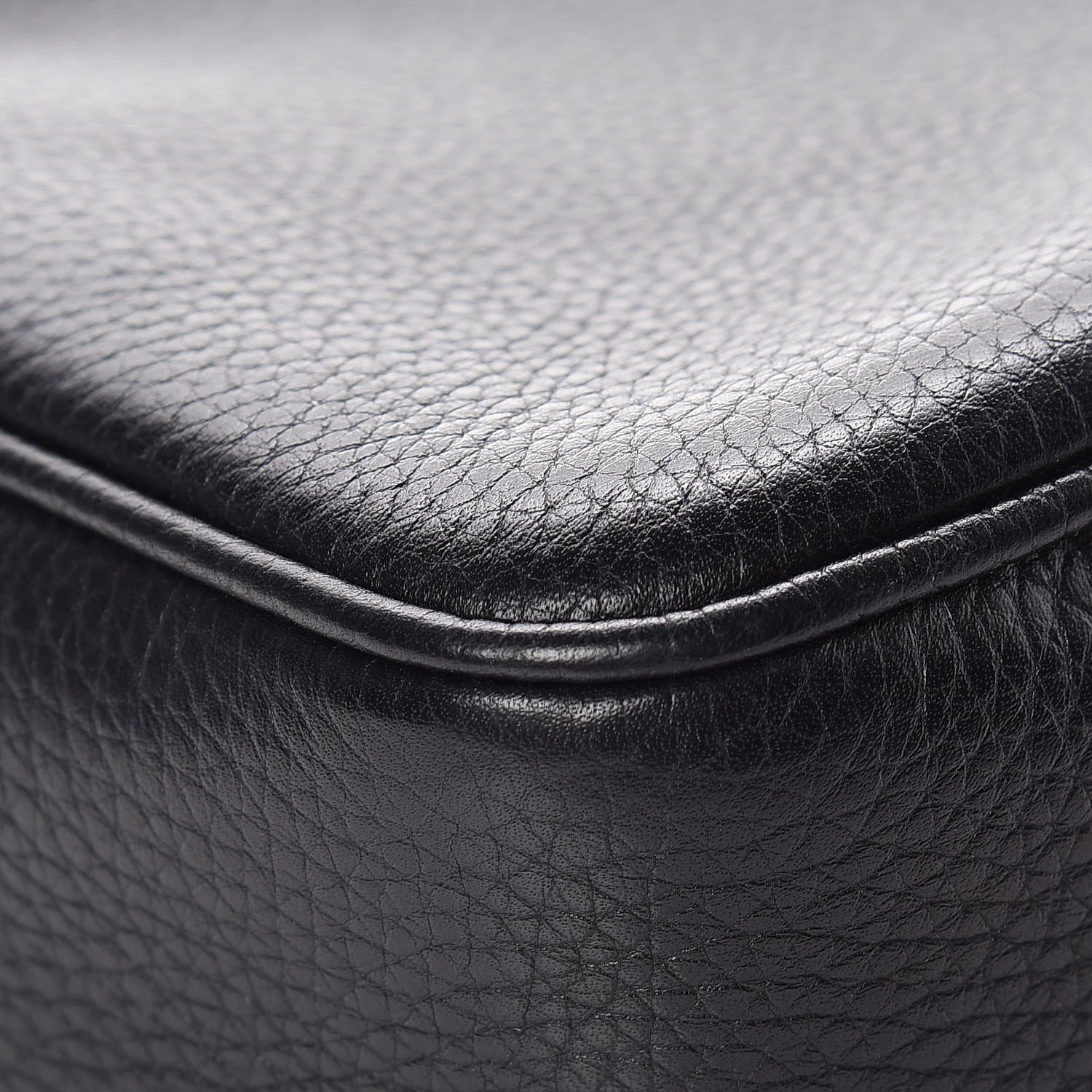Gucci Pebbled Calfskin Small Soho Disco Bag Black 10 of 14