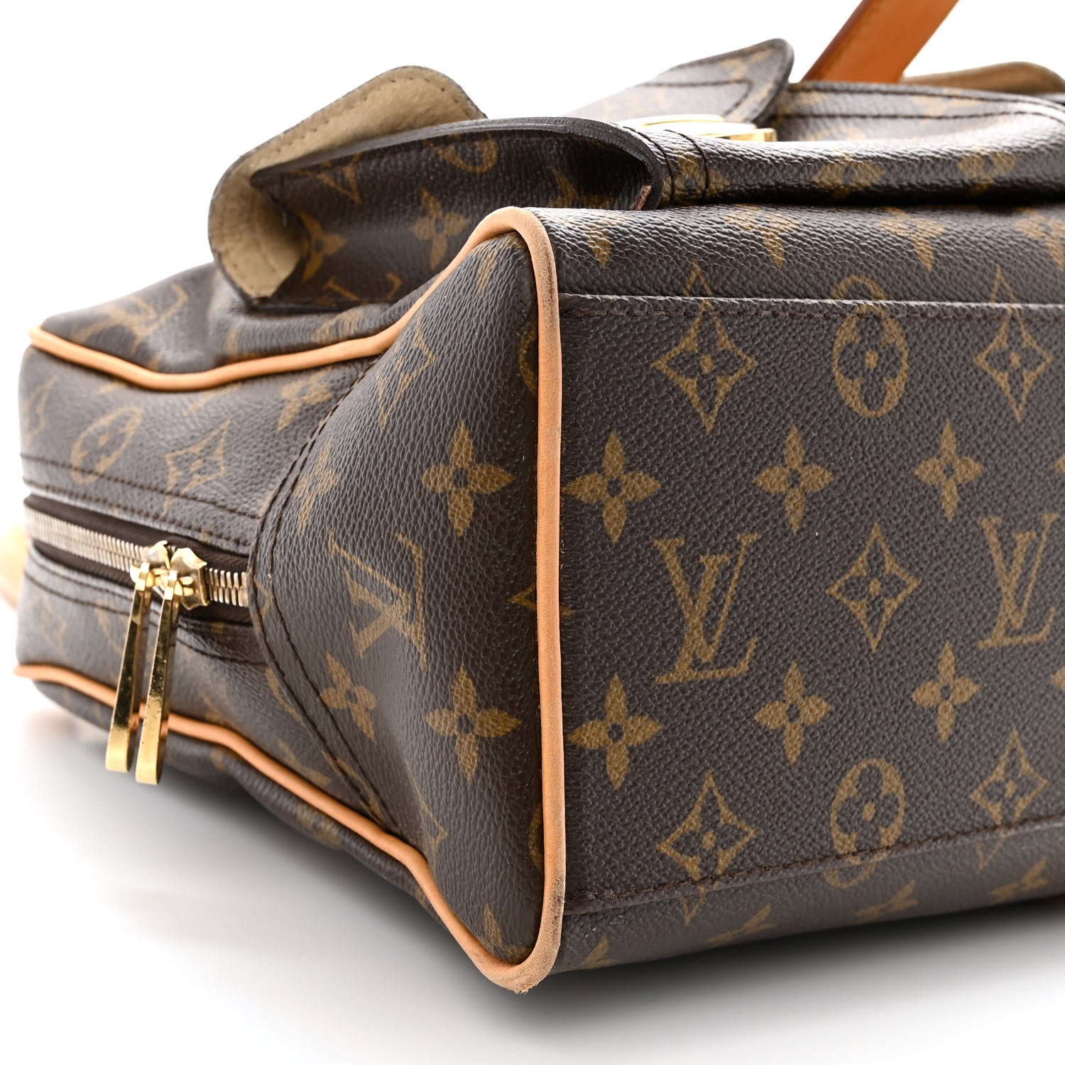 Louis Vuitton Monogram Manhattan GM 8 of 16
