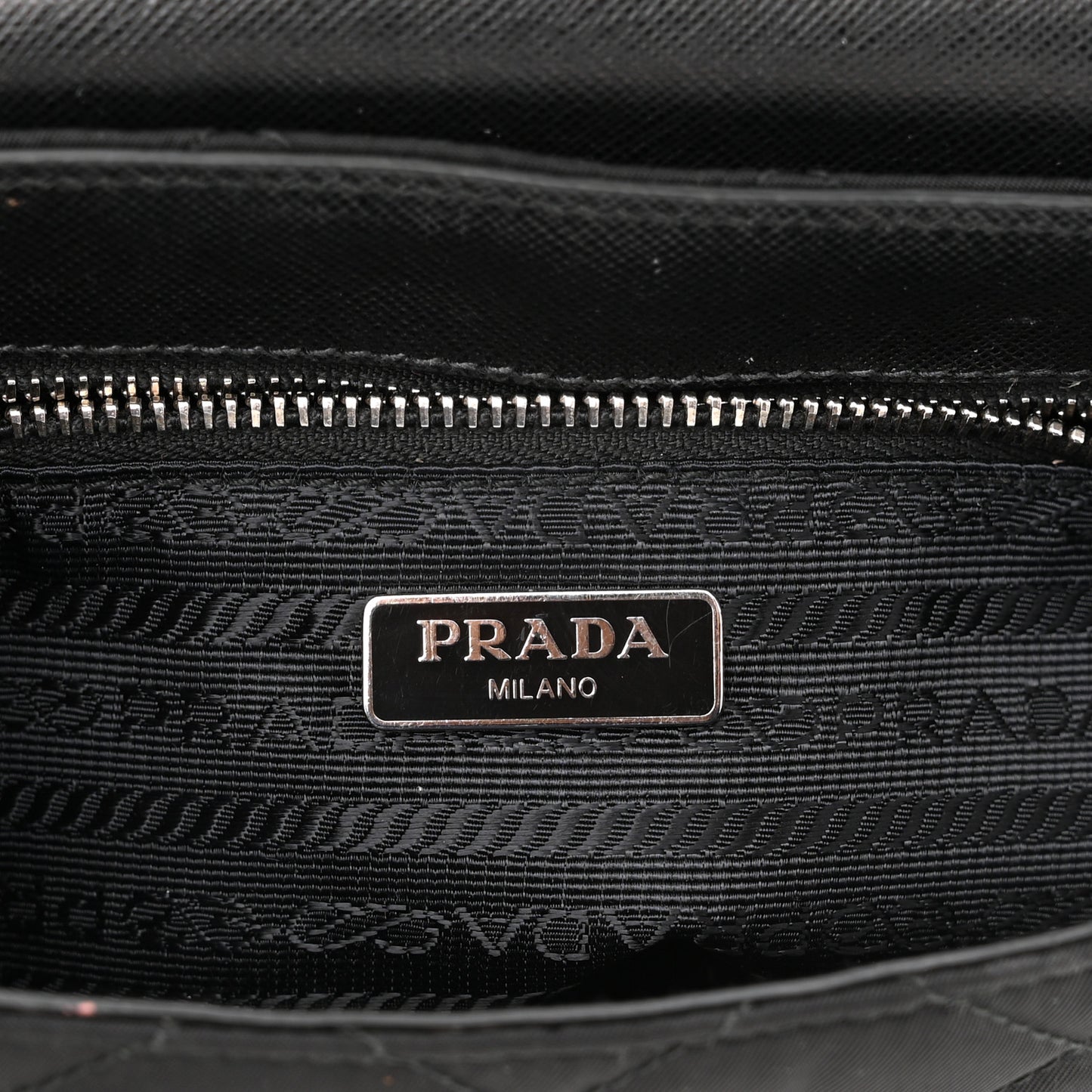 Nylon Tessuto Impuntu Quilted Flap Black