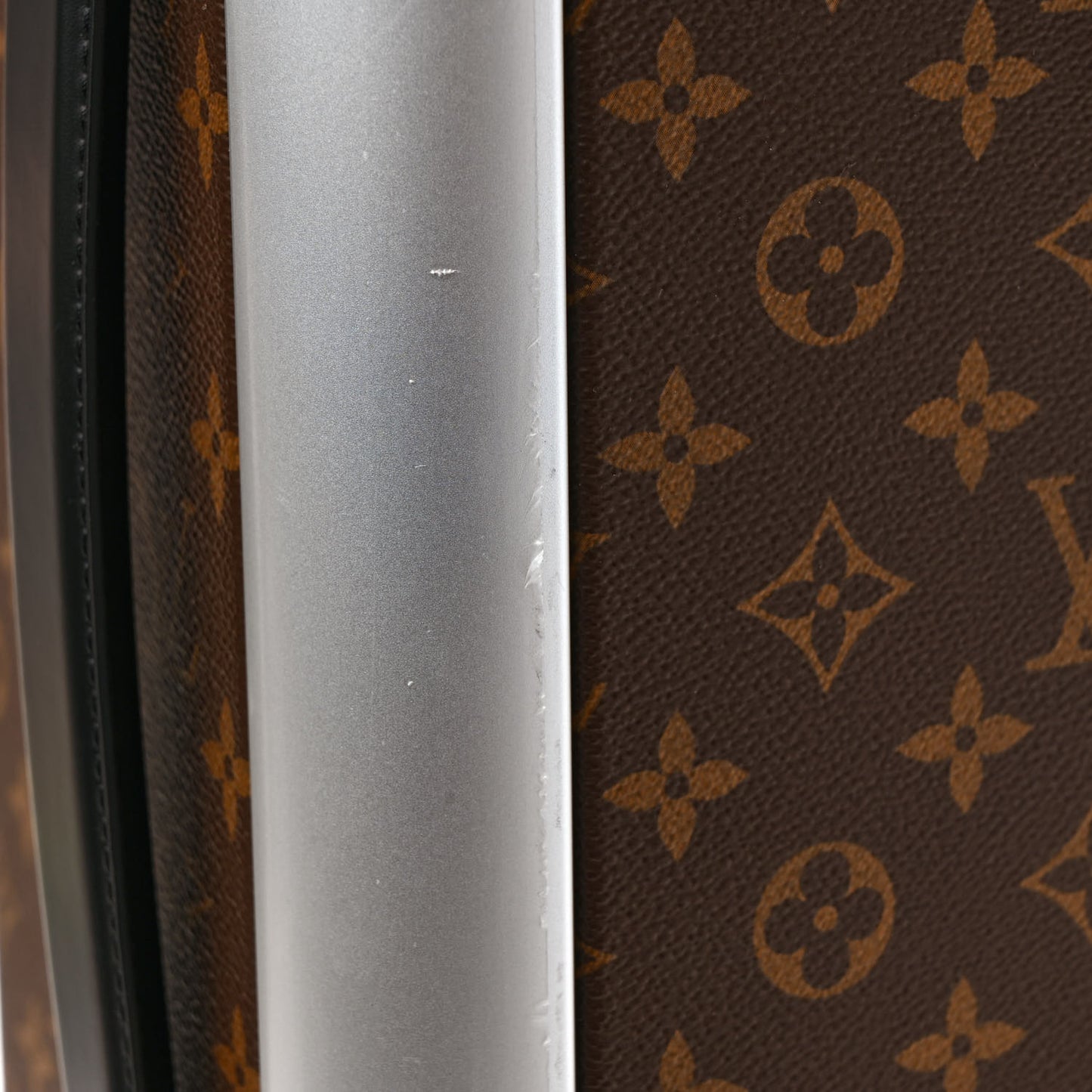 Monogram Horizon 55 Black