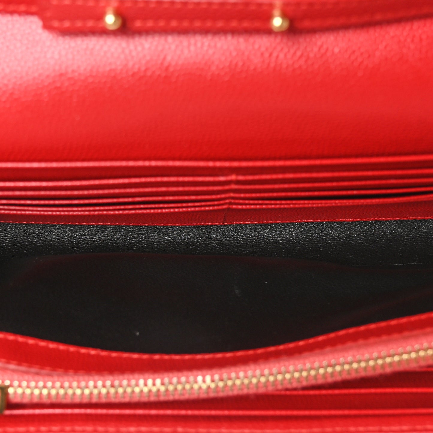 Grain De Poudre Matelasse Chevron Monogram Chain Wallet Red