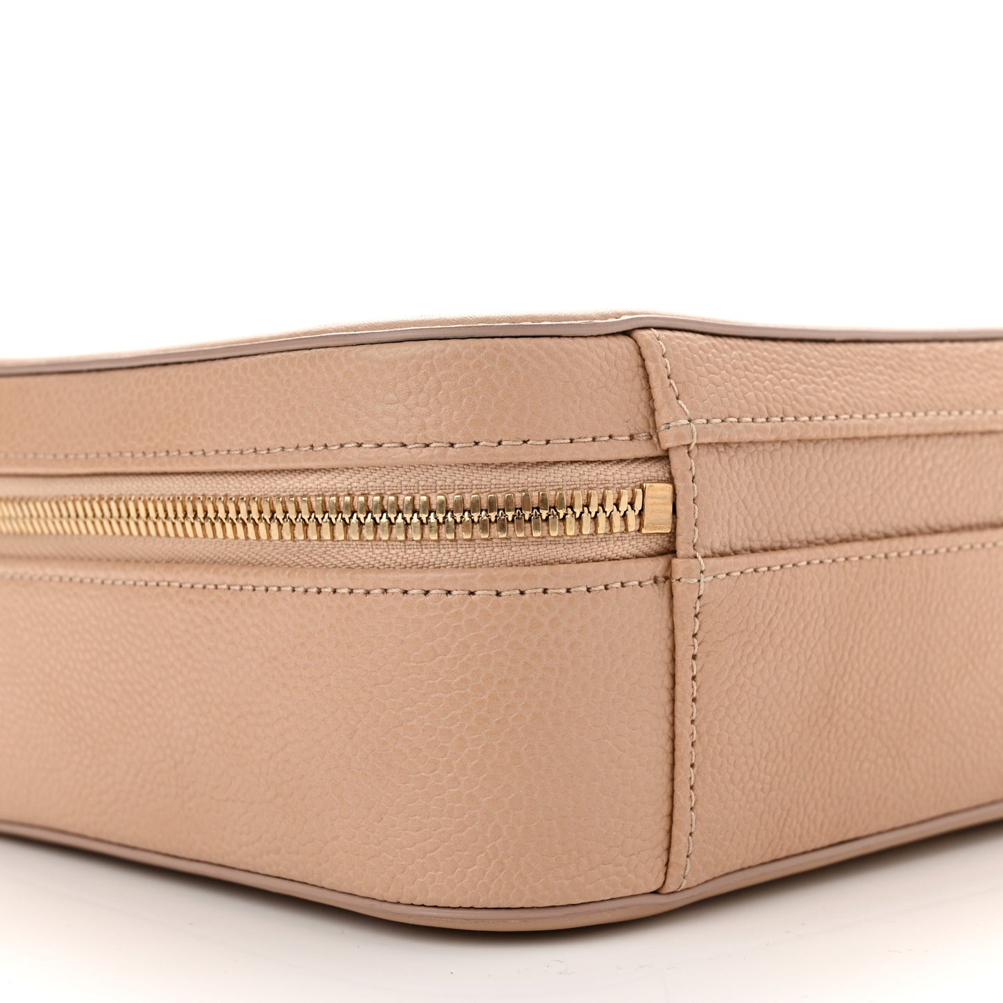 Caviar Quilted Medium CC Filigree Vanity Case Beige
