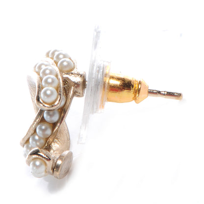 Chanel Pearl CC Logo Earrings Gold 3 of 5