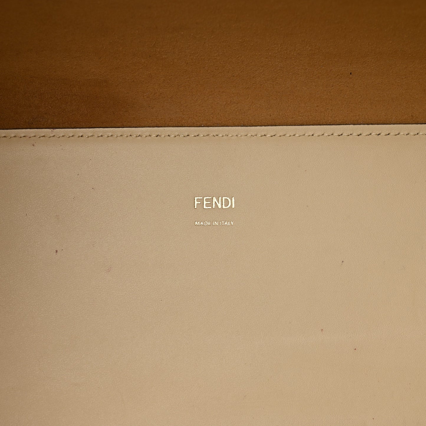 Vitello King Plexiglass Metal Stitch Logo Embossed Medium Fendi Sunshine Shopper Tote Pergamena