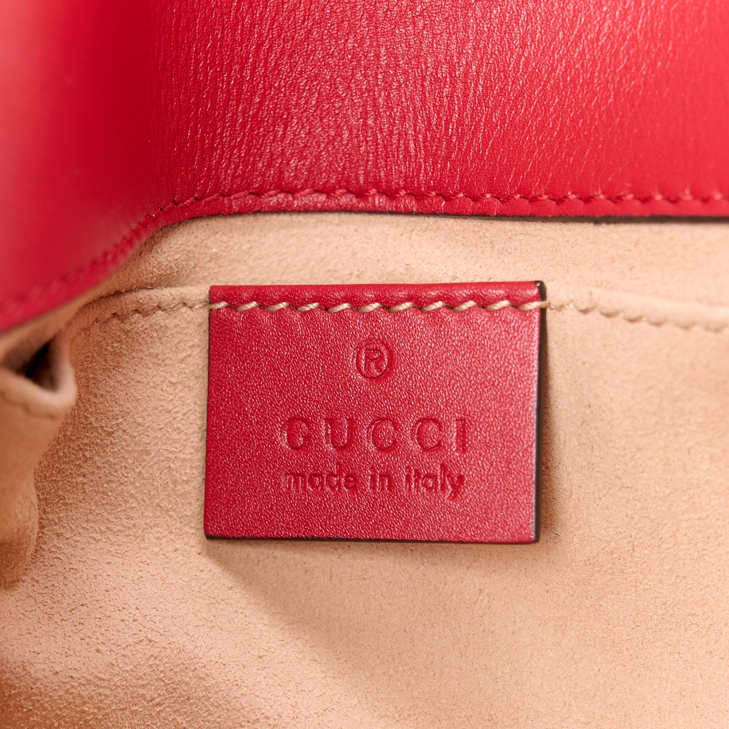 Calfskin Matelasse Mini GG Marmont Shoulder Bag Hibiscus Red