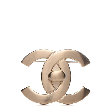 Chanel CC Turnlock Brooch Gold 1 of 5