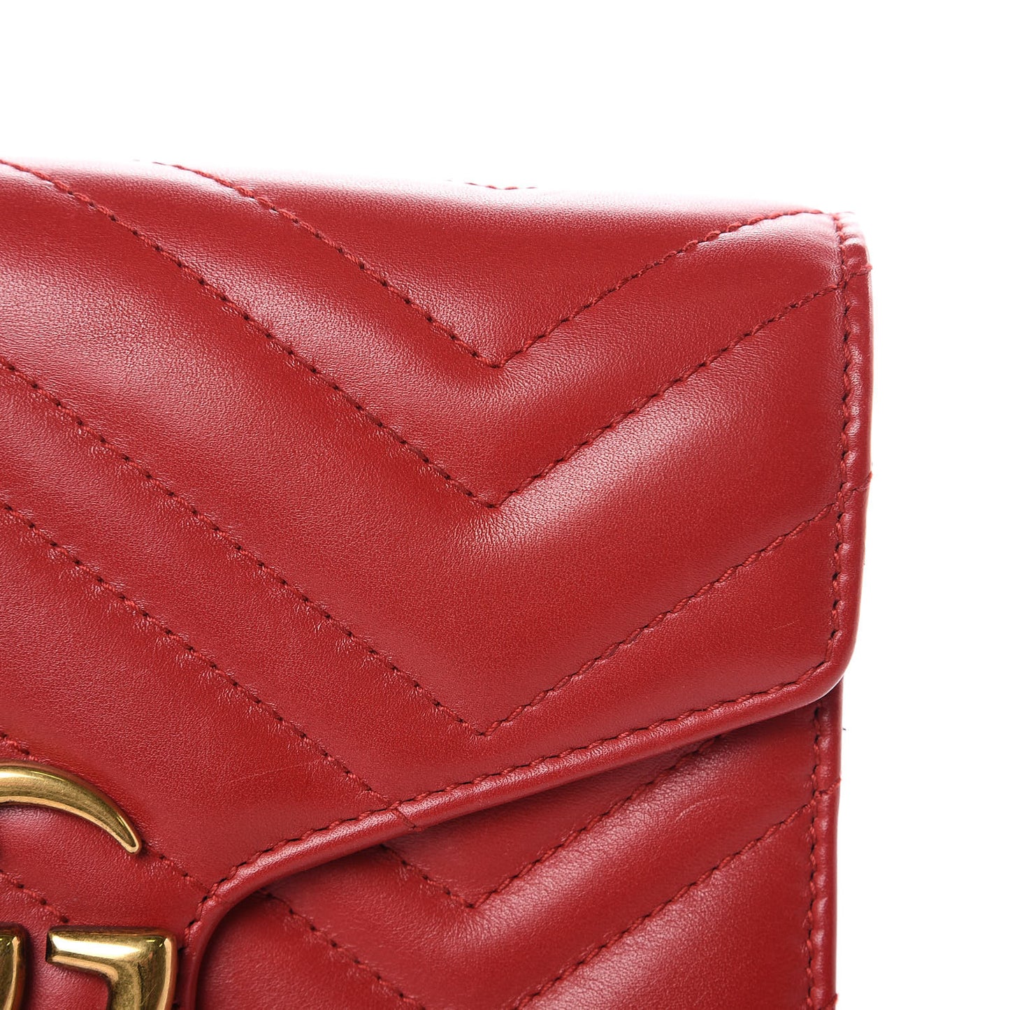 Calfskin Matelasse GG Marmont Chain Wallet Hibiscus Red