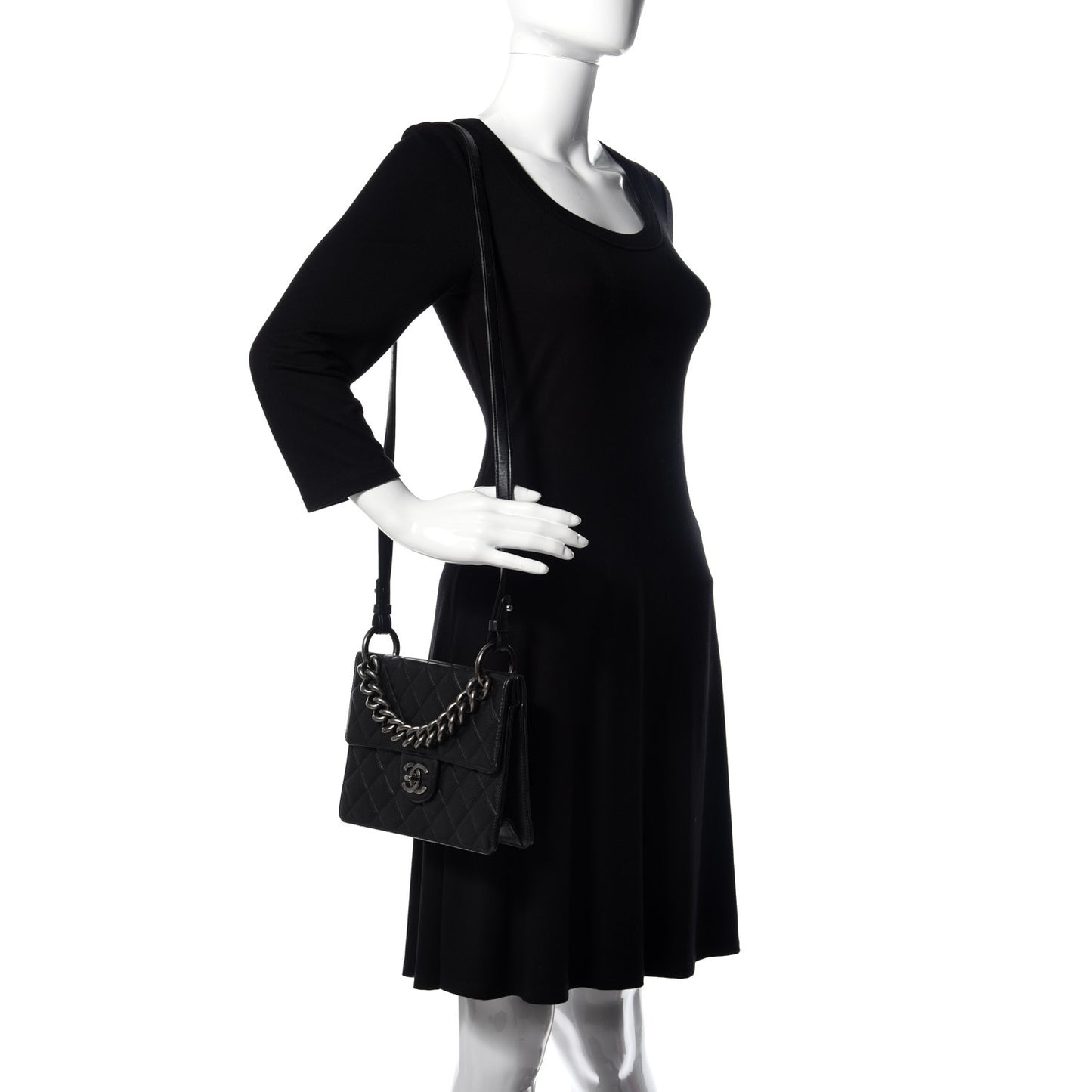 Caviar Quilted Medium Retro Class Flap Black
