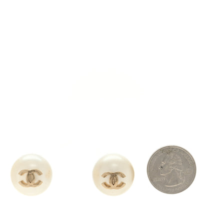 Chanel Pearl CC Large Earrings Gold 2 of 4