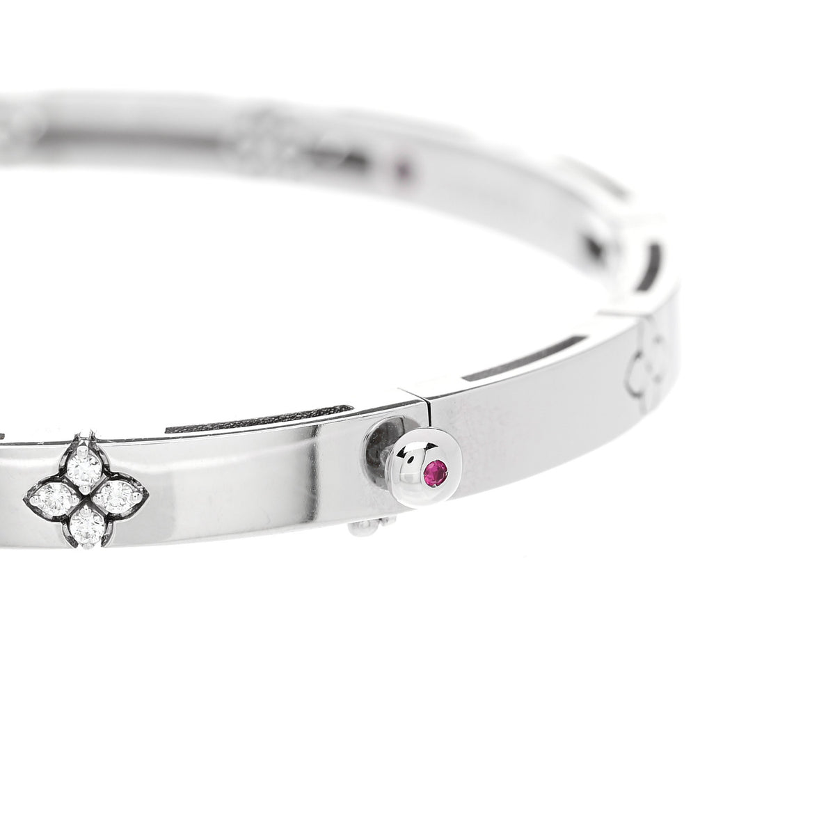 18K White Gold Diamond Classic Love in Verona Pave Bangle Bracelet
