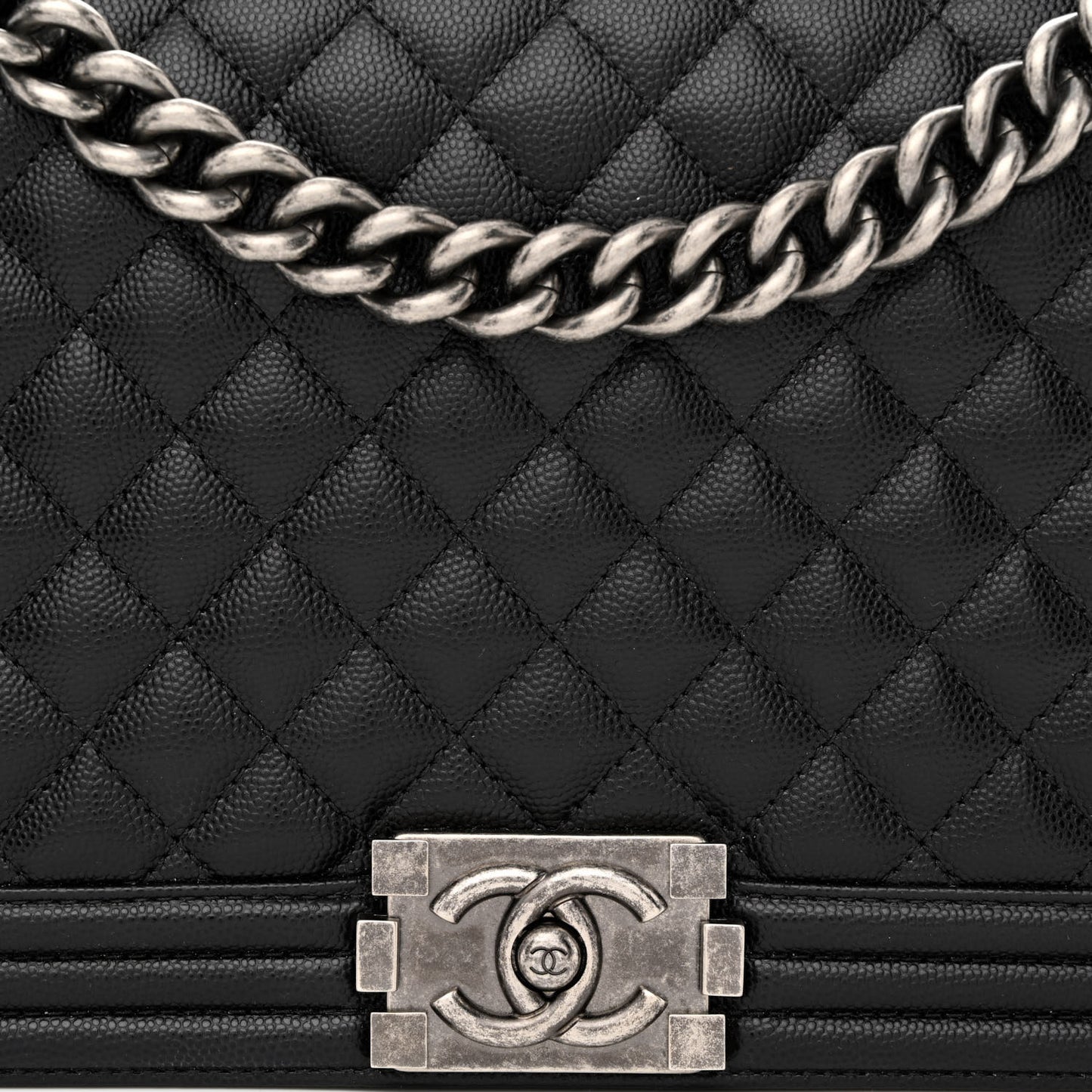 Caviar Quilted New Medium Boy Flap Black