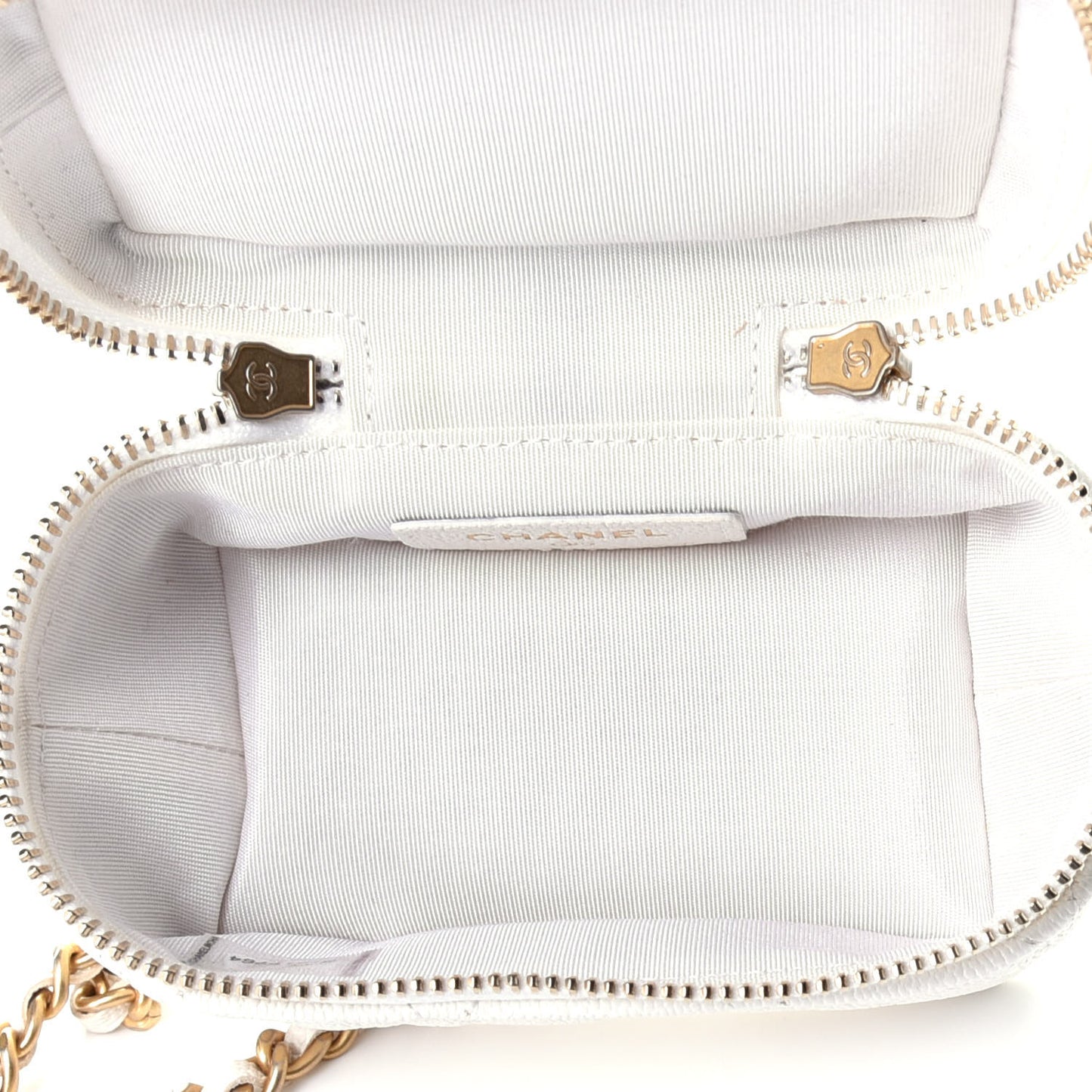 Caviar Quilted Mini Top Handle Vanity With Chain White