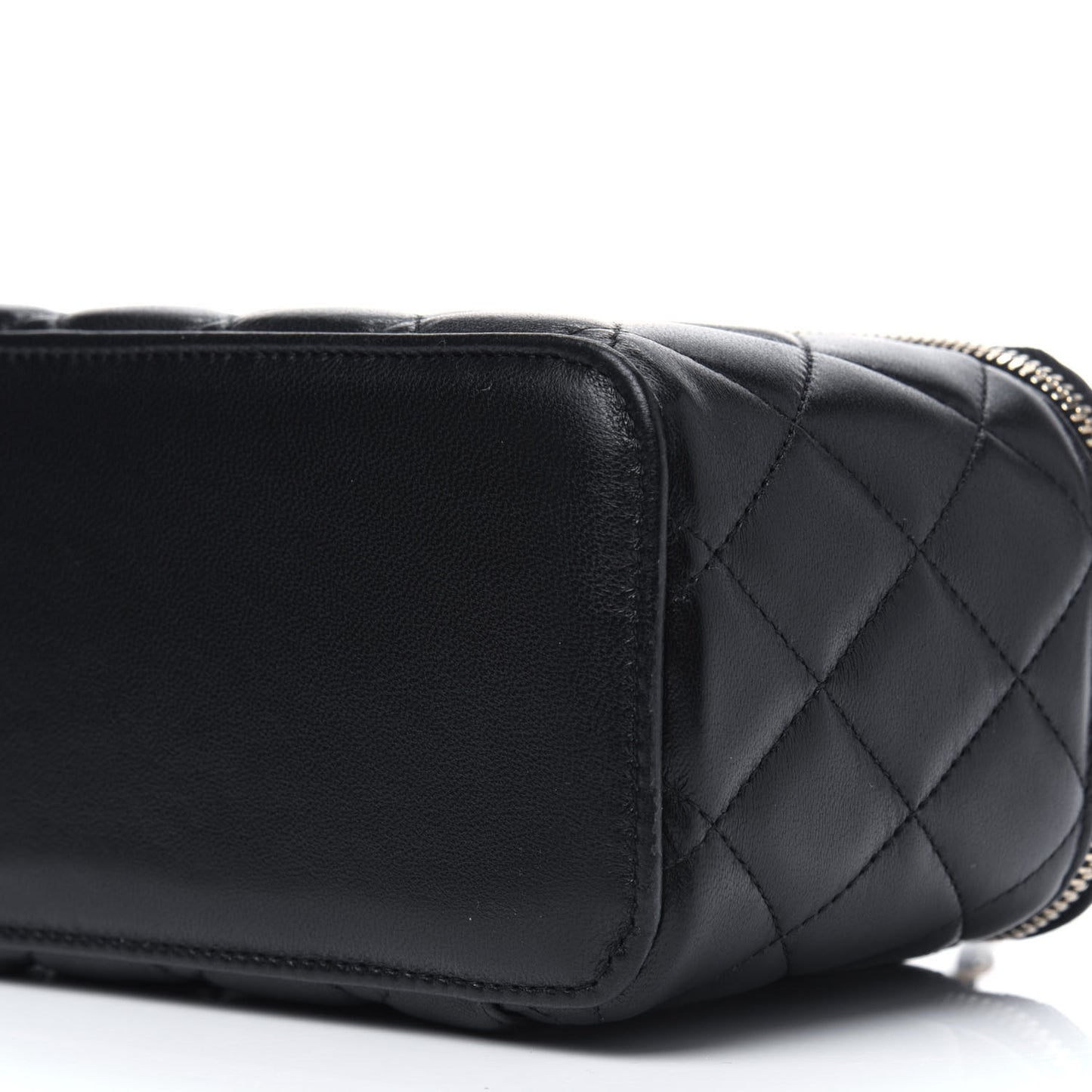 Lambskin Quilted Small Top Handle Vanity Case With Chain Black