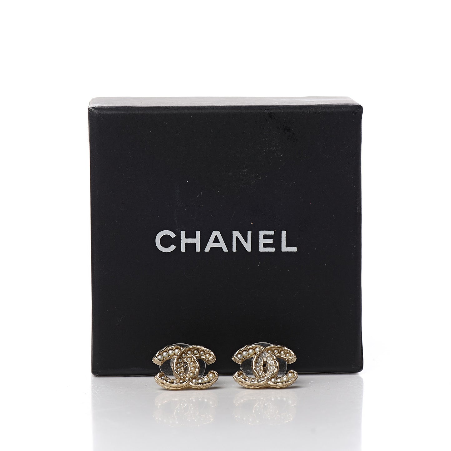 Pearl CC Earrings Light Gold