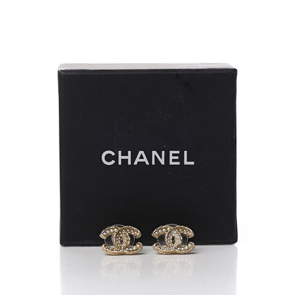 Chanel Pearl CC Earrings Light Gold 4 of 4