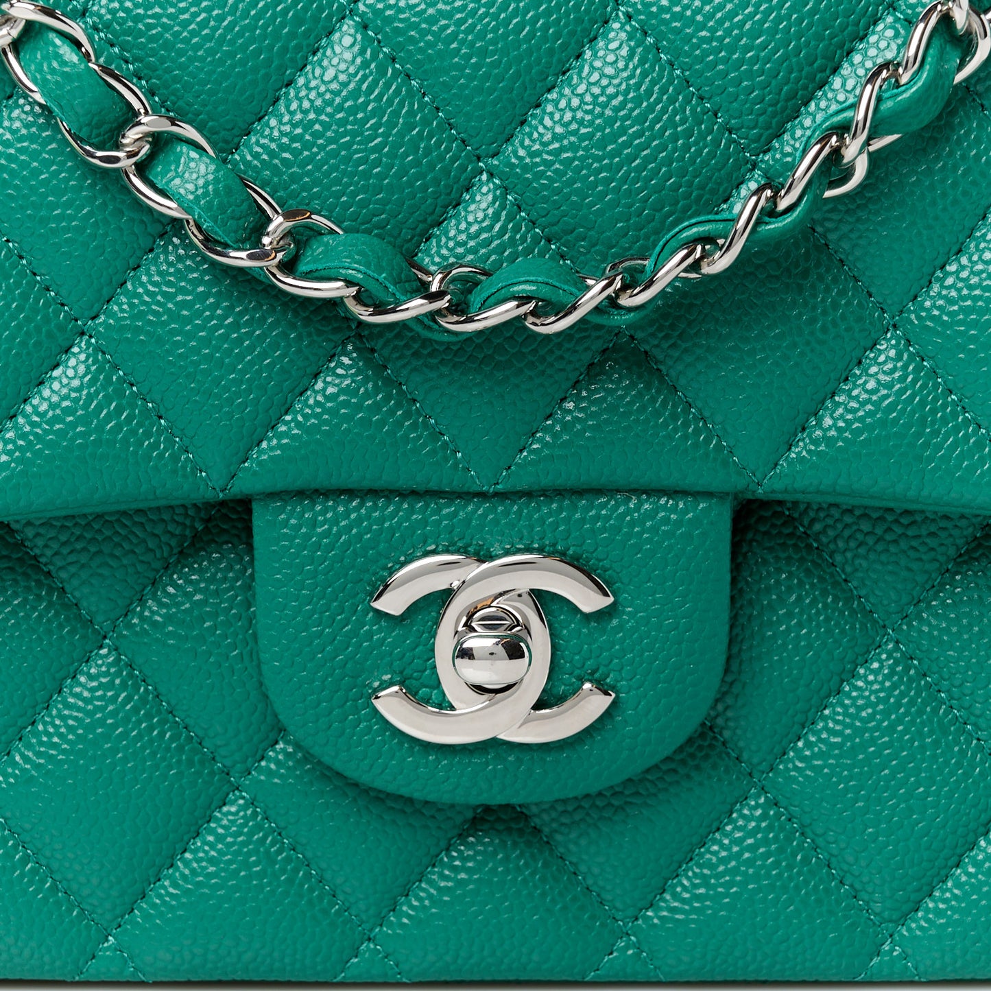 Caviar Quilted Medium Double Flap Green