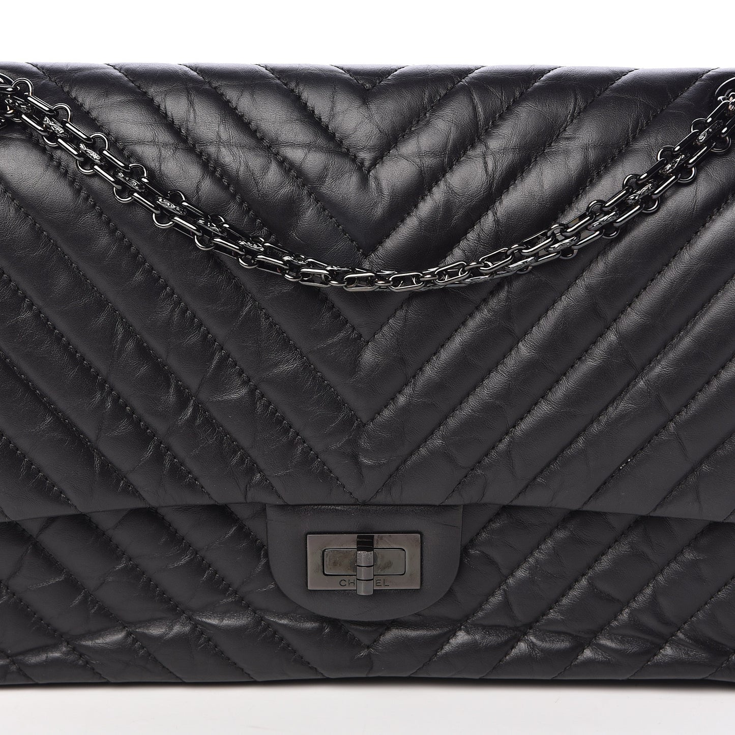 Aged Calfskin Chevron Quilted 2.55 Reissue 226 So Black