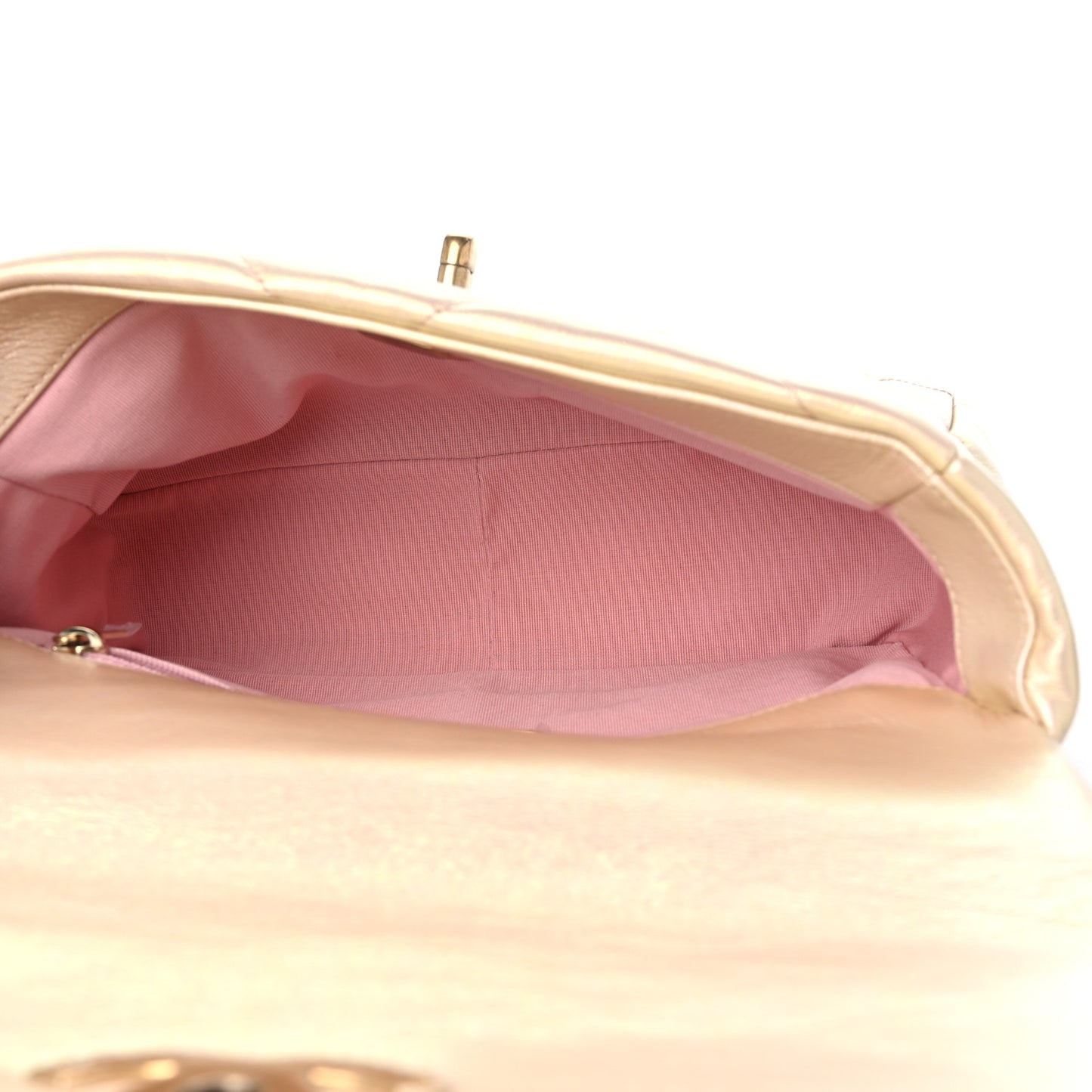 Iridescent Lambskin Quilted Medium Chanel 19 Flap Pink