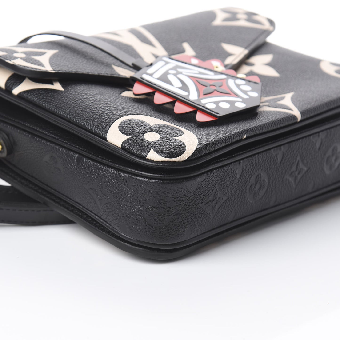 Empreinte Monogram Giant Crafty Pochette Metis Black Creme