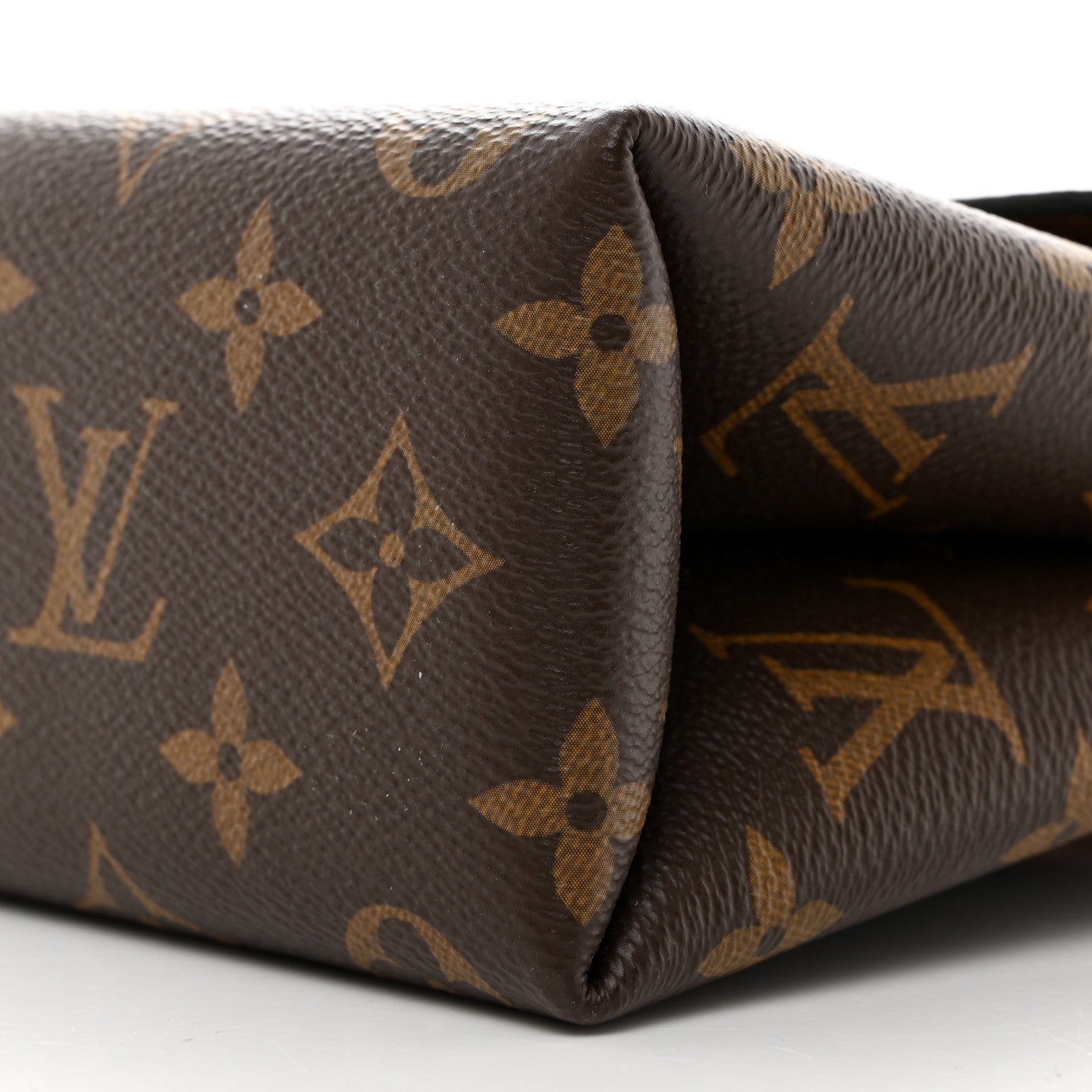Louis Vuitton Monogram Locky BB Caramel 9 of 9