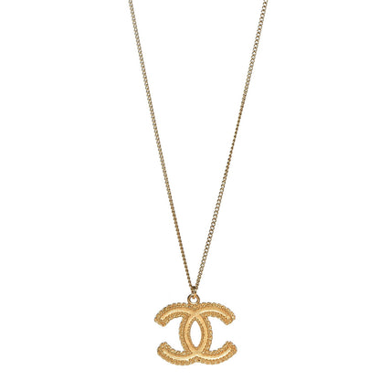Chanel Metal CC Necklace Matte Gold 3 of 4