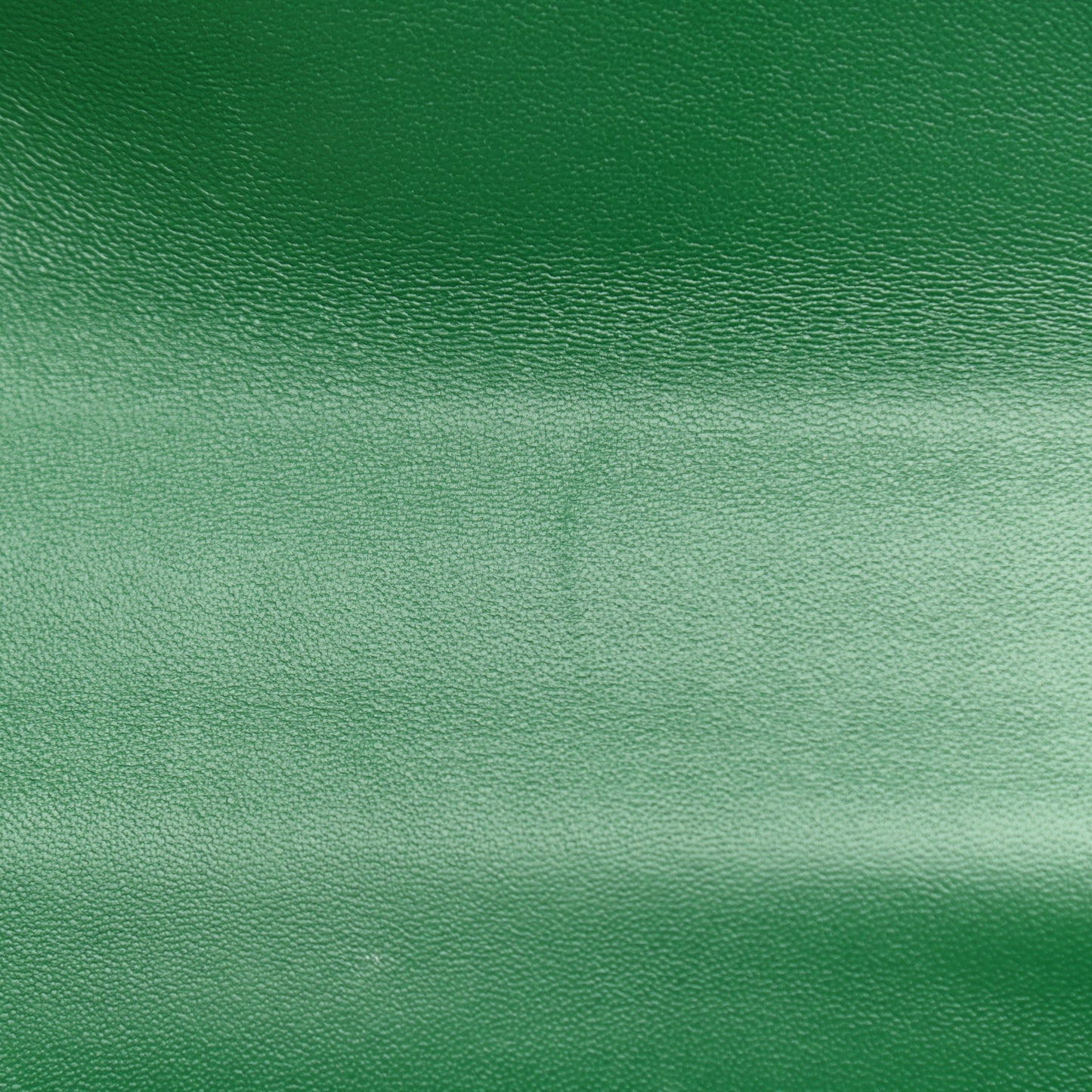 Box Calfskin Nappa Clip Bag Racing Green