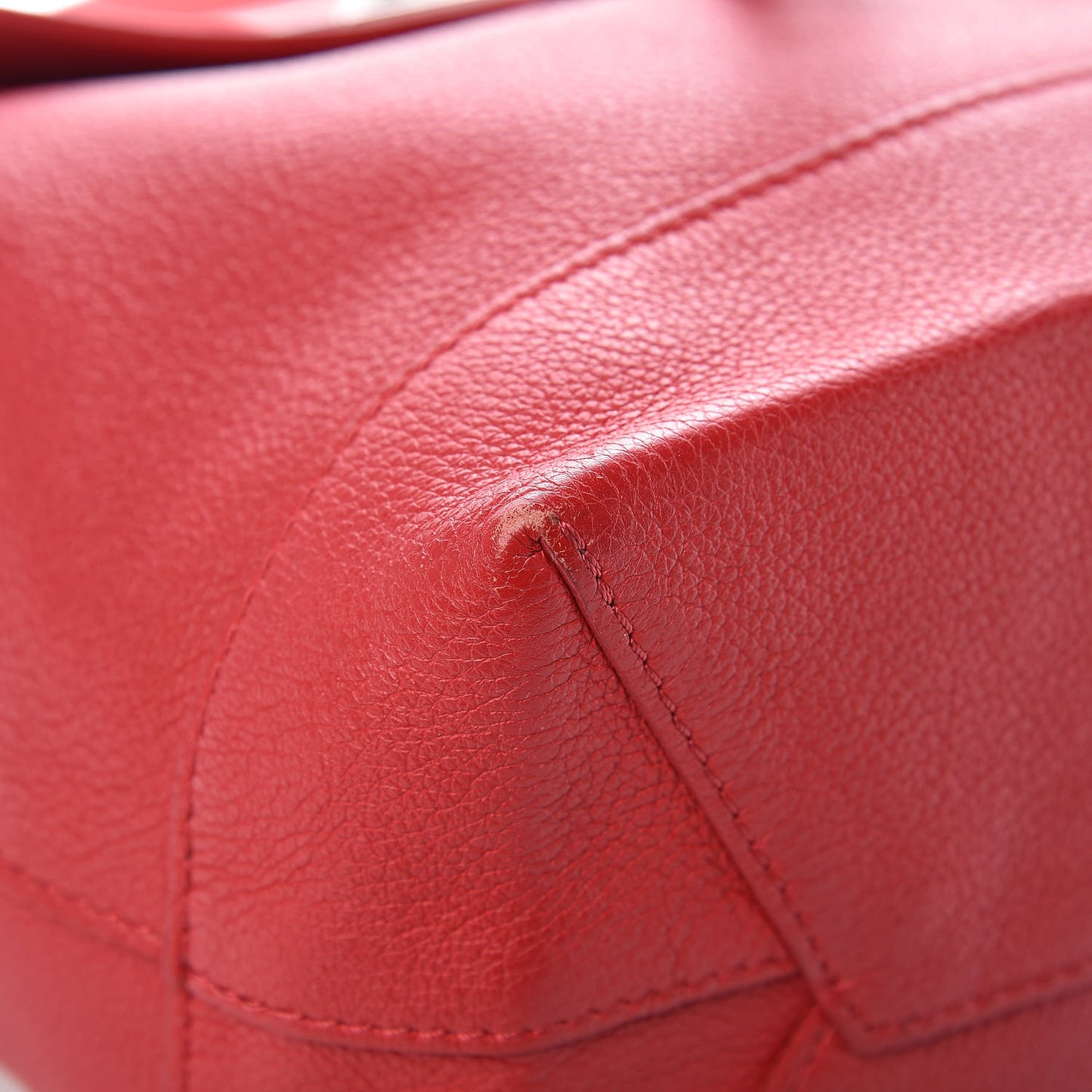 Soft Calfskin Lockme Backpack Rubis